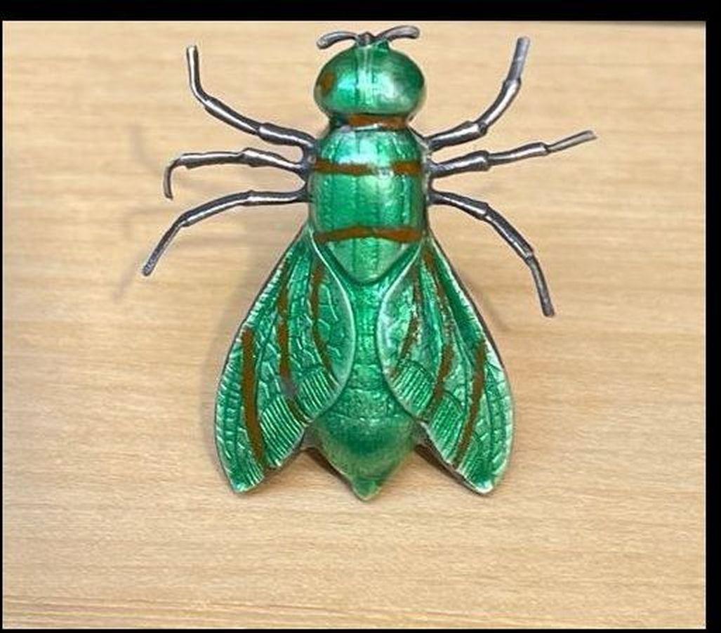 Alfiler Broche Vintage Mosca de Plata de Ley con Esmalte Verde Modernista en venta