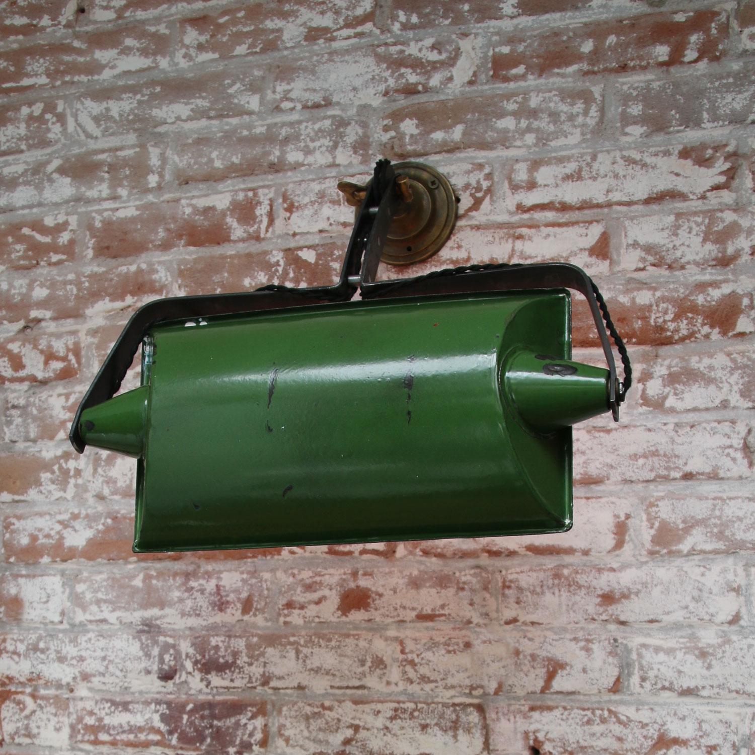 Green Enamel Vintage Industrial Adjustable Arm Wall Light Scone 8