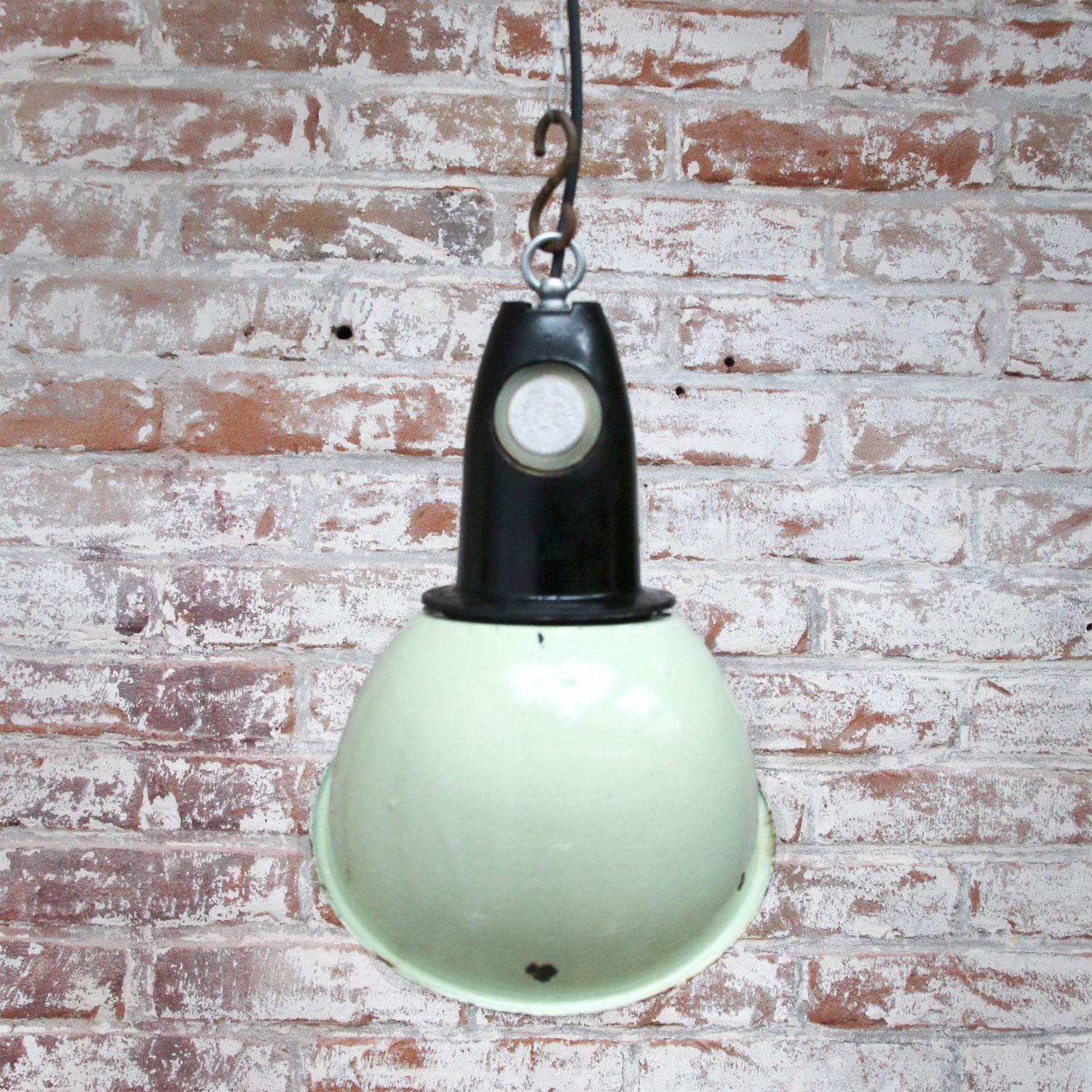 Green Enamel Vintage Industrial Bakelite Top Asymmetrical Pendant Lights In Good Condition In Amsterdam, NL