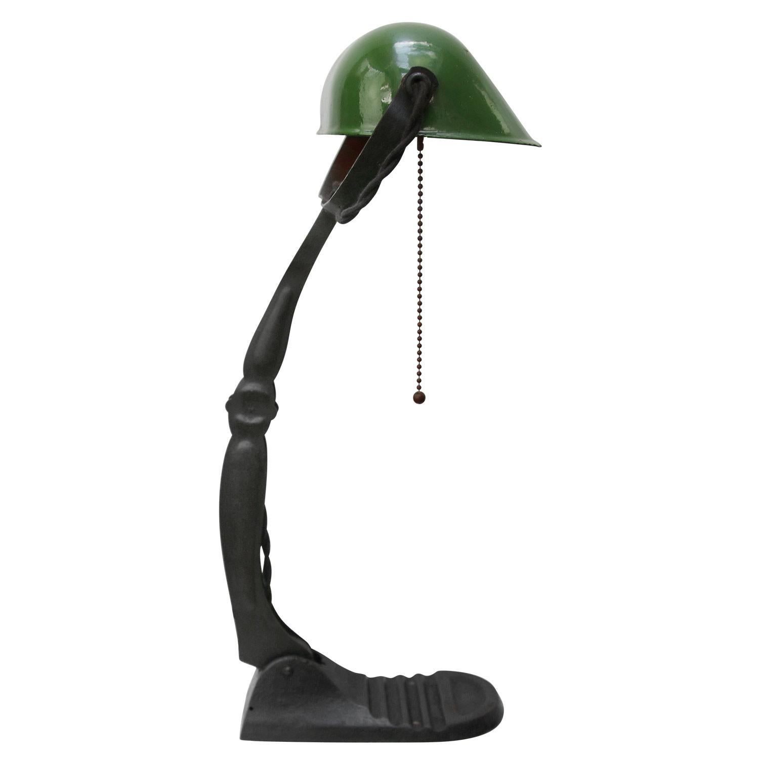 green bankers lamp with pull chain