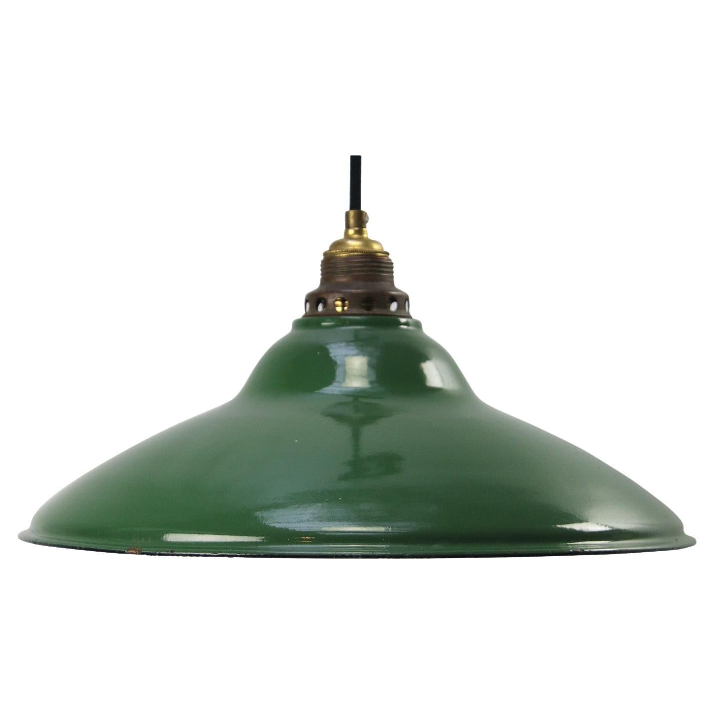 Lampe pendante industrielle en laiton émaillé vert