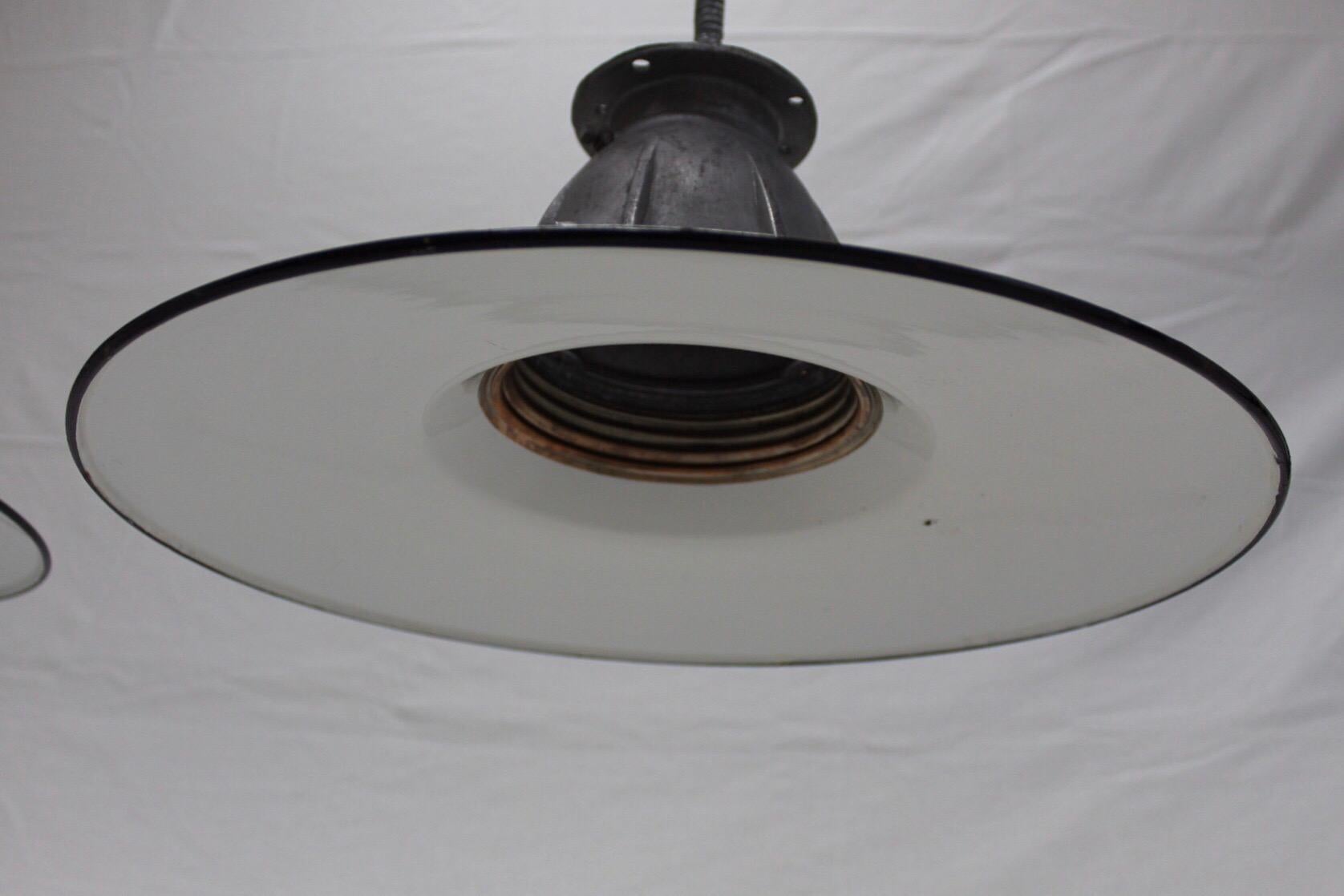 Green Enamel Vintage Industrial Hanging Lamp Pendant by Benjamin Electronic Co. 2