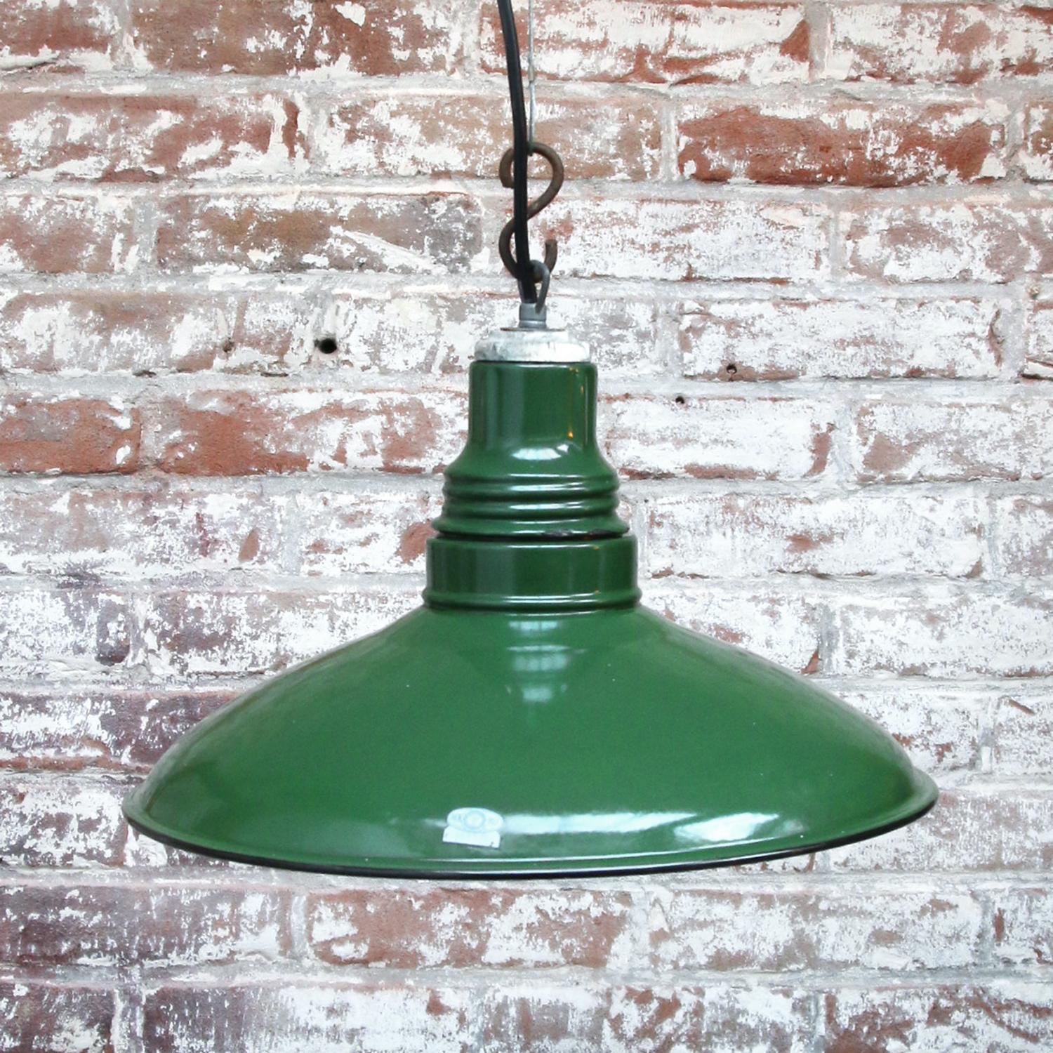 Green Enamel Vintage Industrial Pendant Lights In Excellent Condition In Amsterdam, NL