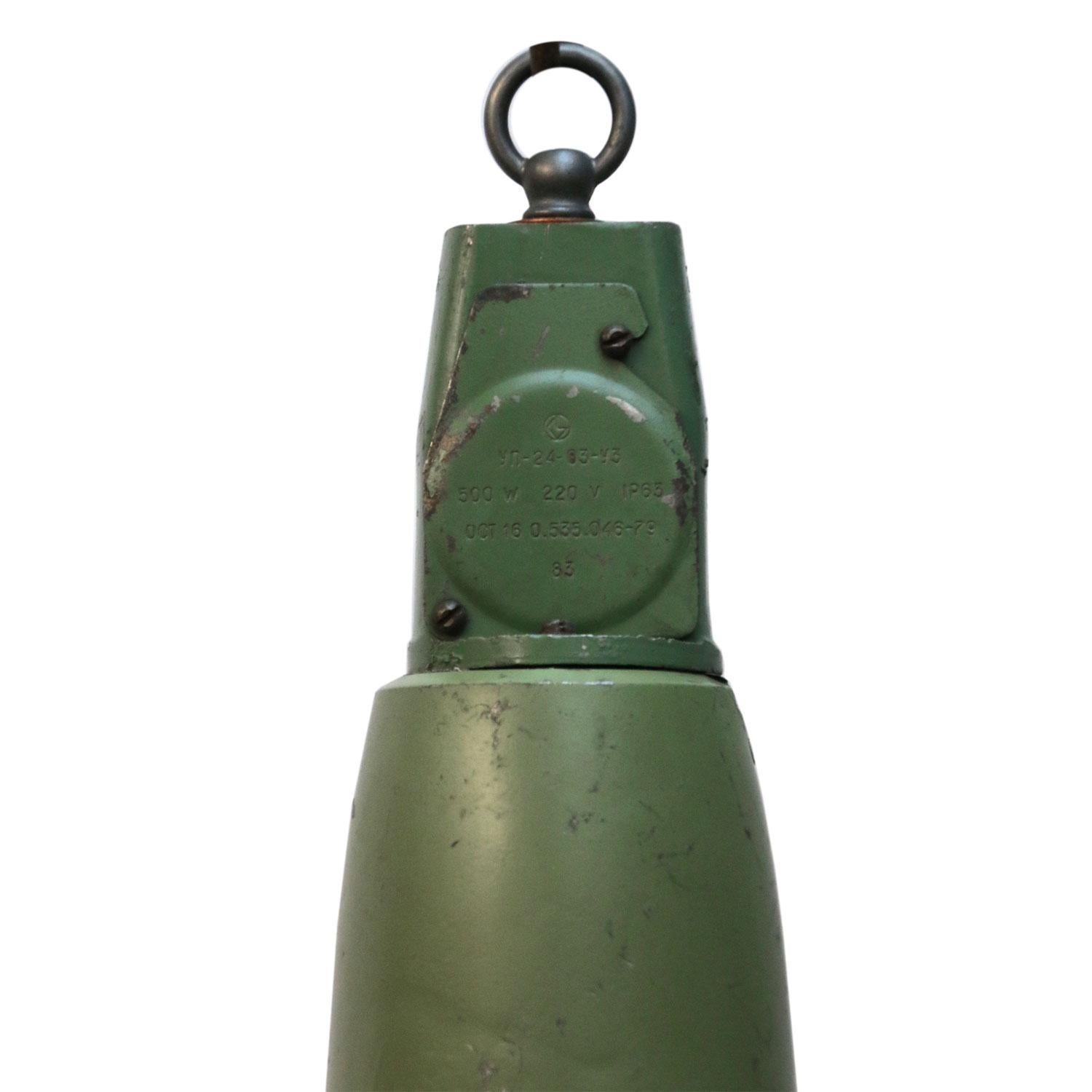 Enamel Industrial pendant. Green enamel shade. White inside.
Green cast aluminium top. Rounded clear glass

Weight: 5.6 kg / 12.3 lb

Priced per individual item. All lamps have been made suitable by international standards for incandescent