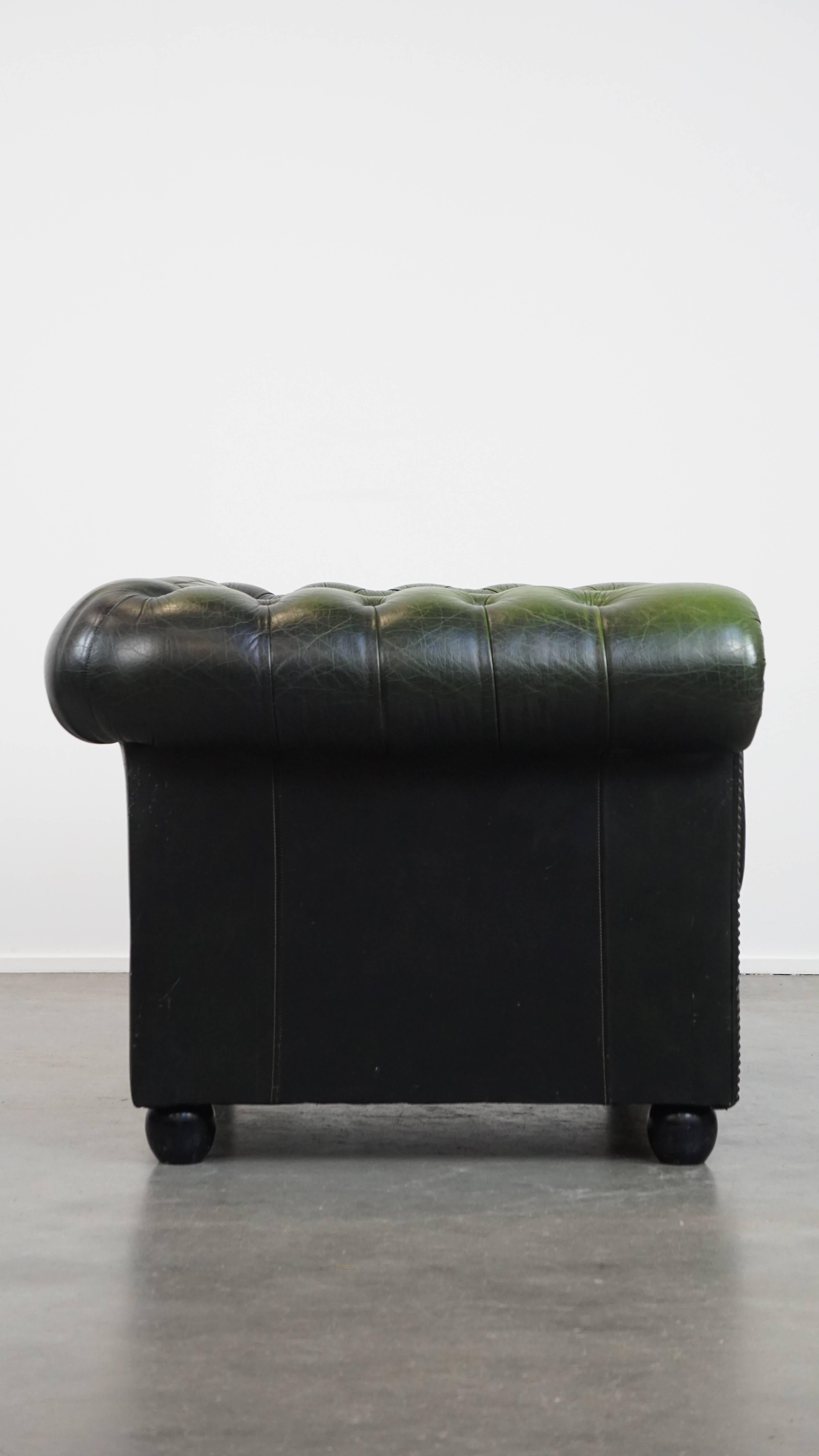 Hand-Crafted Green English Chesterfield Club Armchair with Beautiful Patina and Vintage Look For Sale