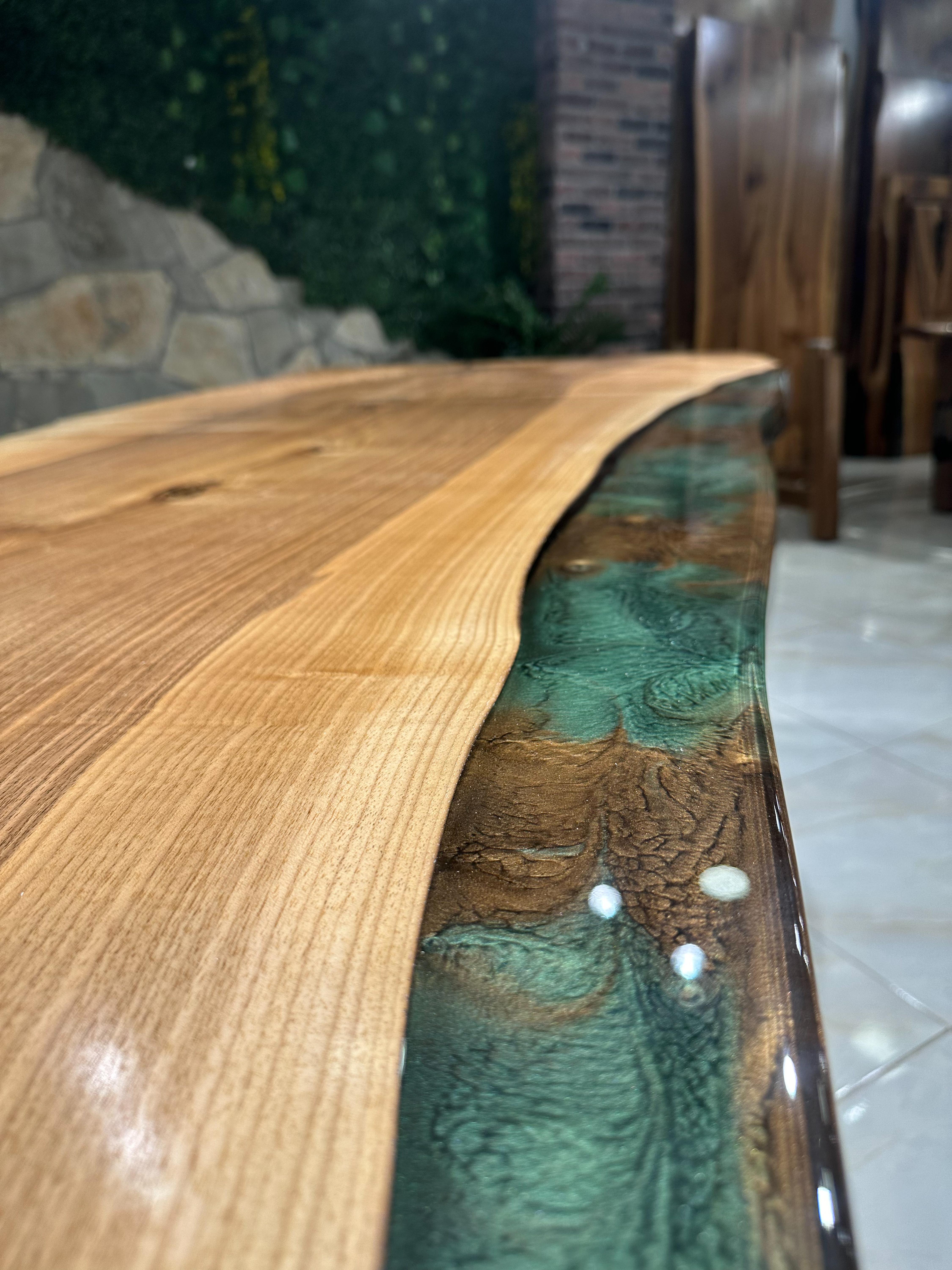Mesa de comedor de nogal epoxi verde - Mesa de madera personalizable en Nuevo estado para la venta en İnegöl, TR