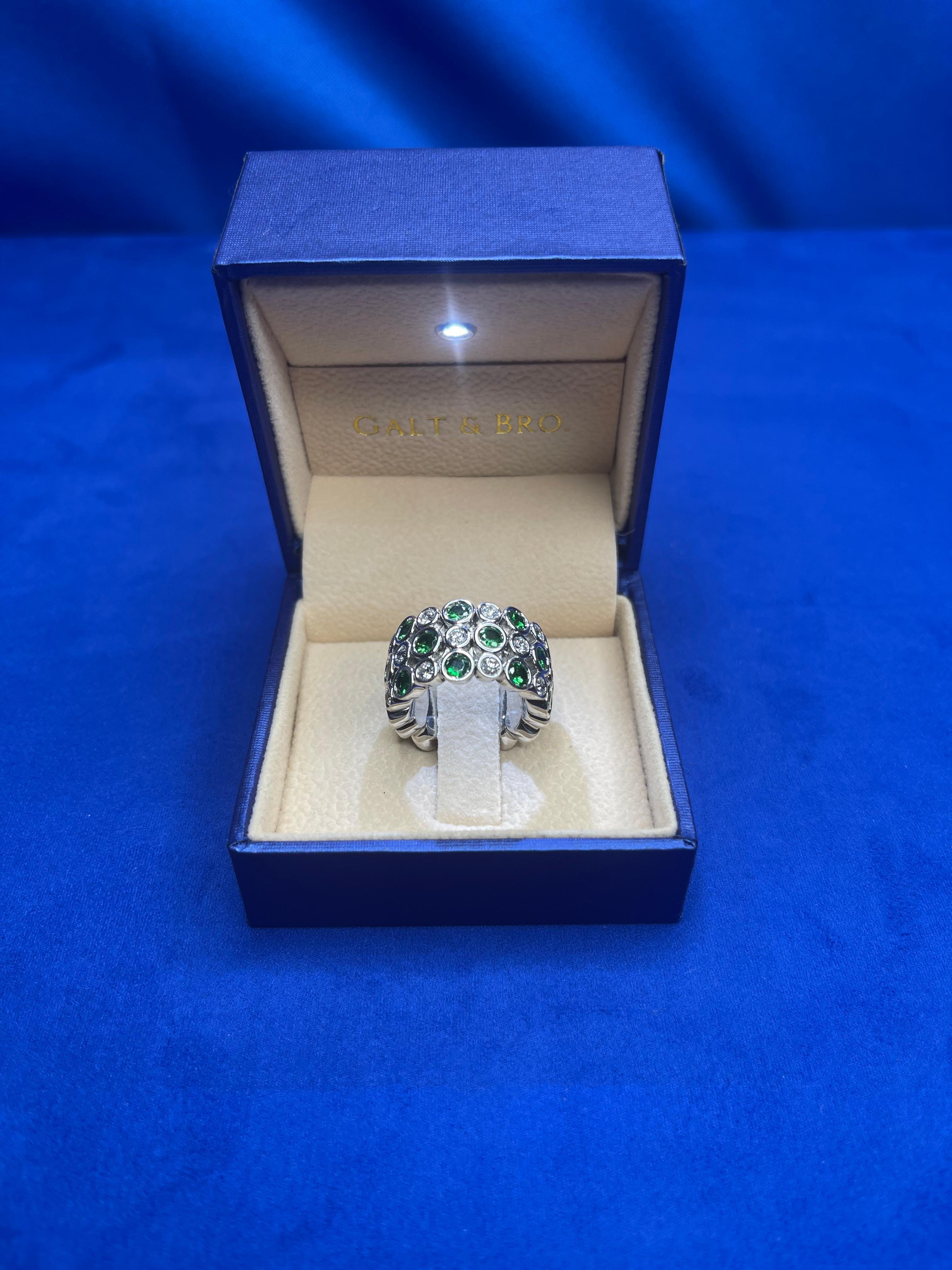 Green Tsavorite Diamond Flexible Bezel Eternity Band 18 Karat White Gold Ring For Sale 4