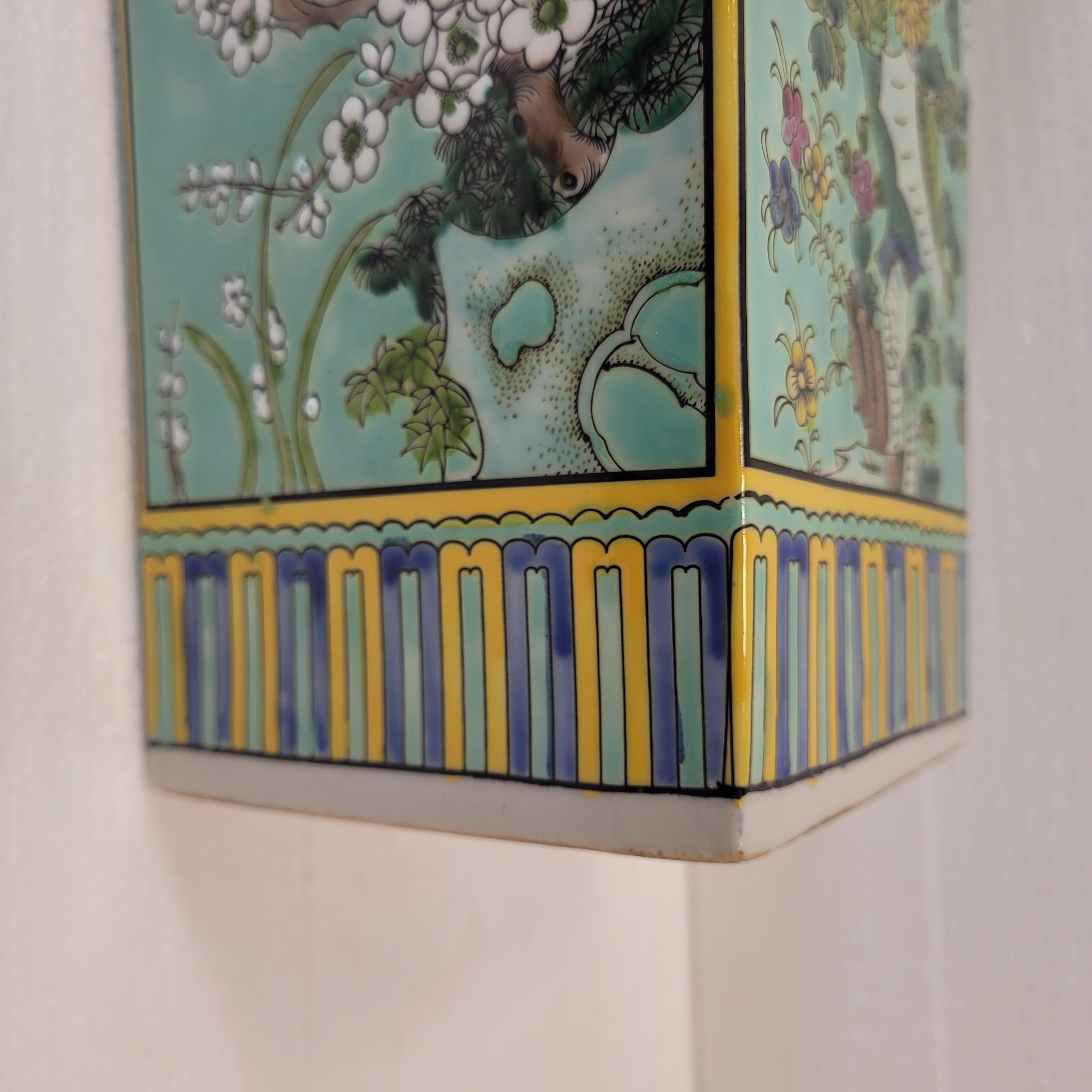 Green family Vert pair of Chineses  porcelain vases rectangular shape 7
