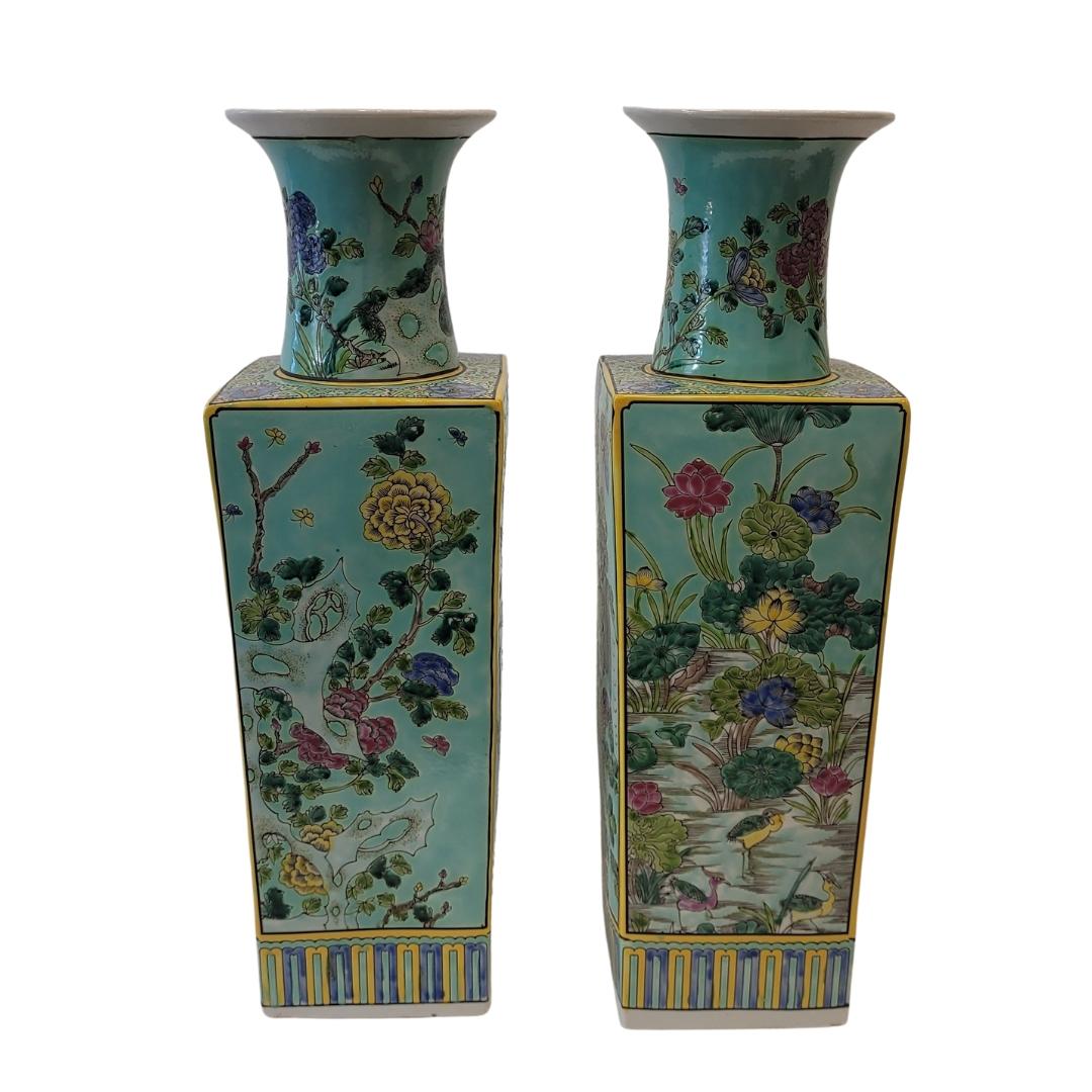 Green family Vert pair of Chineses  porcelain vases rectangular shape 13