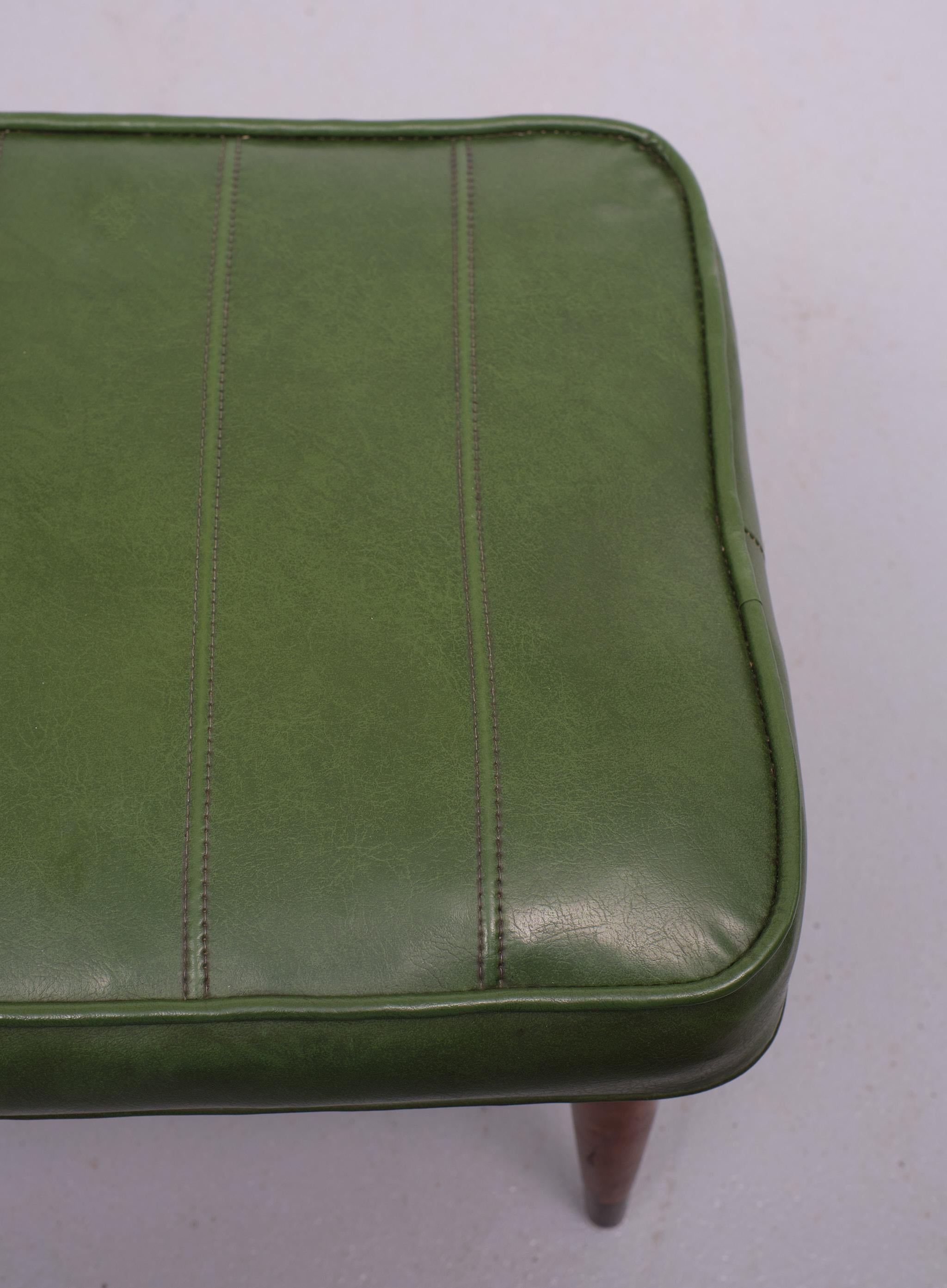 Mid-Century Modern Green faux Leather ottoman 1950s England For Sale
