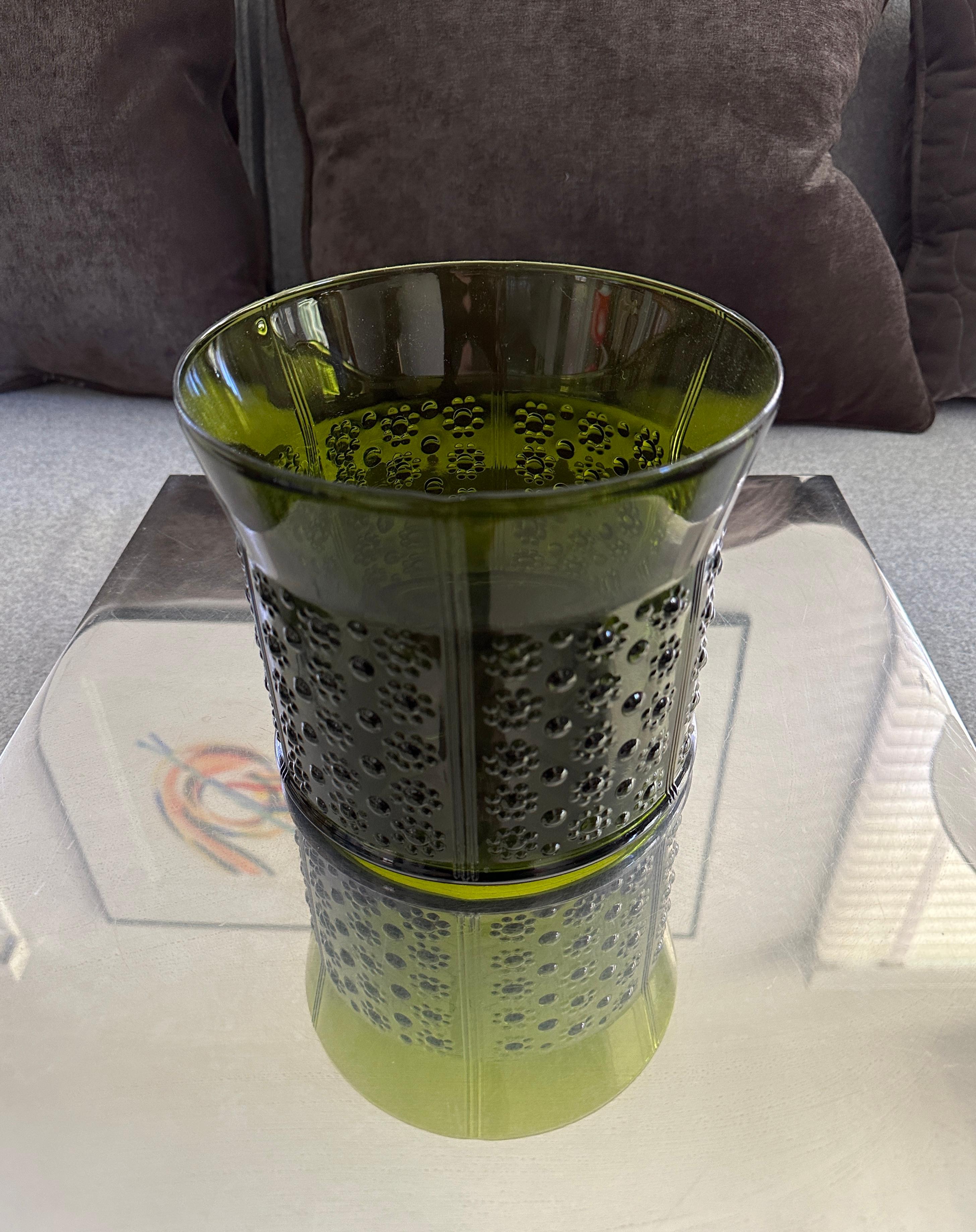 Scandinave moderne Vase Flora conçu par Olle Alberius pour Orrefors, Suède en vente