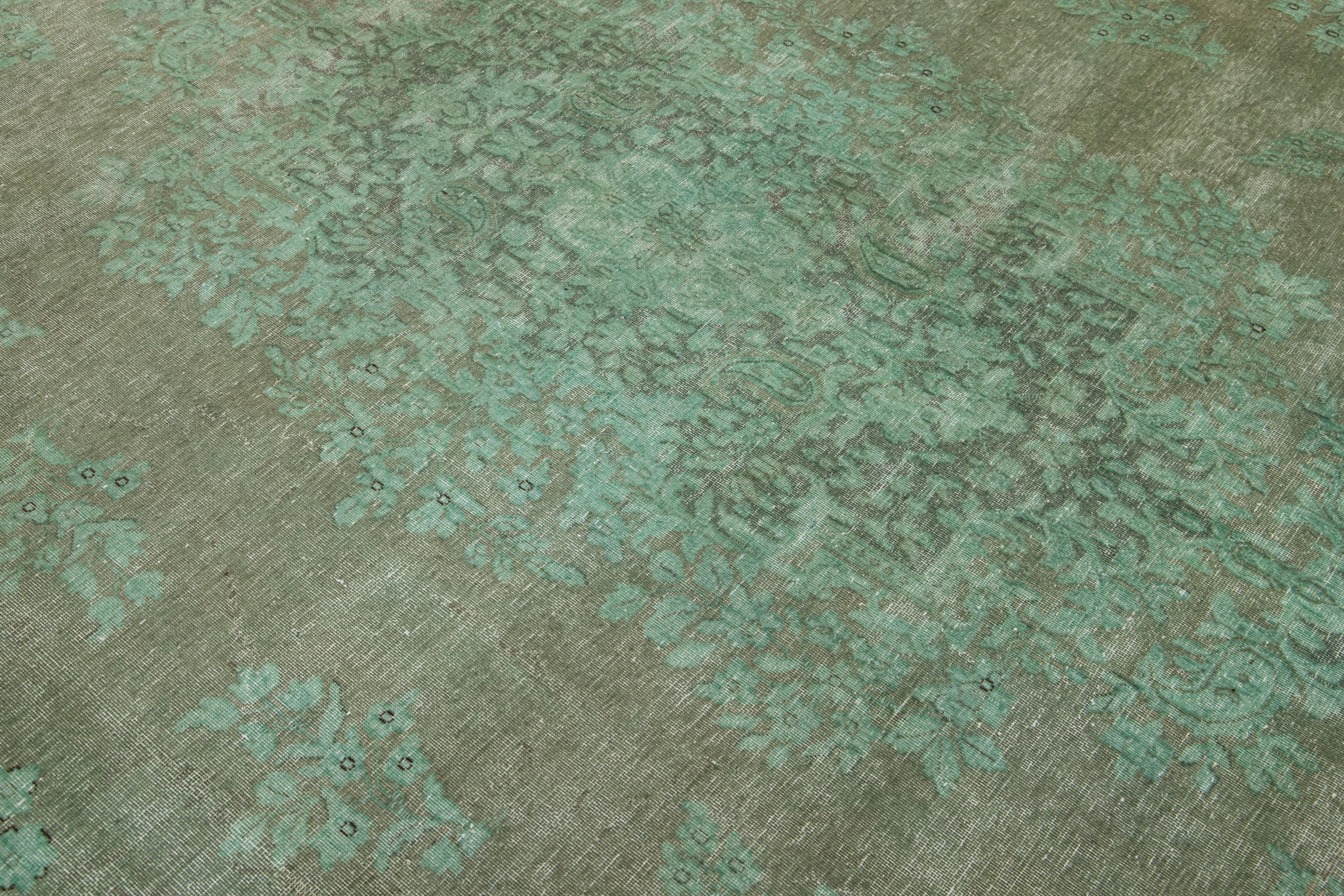Grüner floraler antiker persischer gefärbter Wollteppich 10 x 13 im Zustand „Gut“ im Angebot in Norwalk, CT