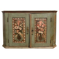 Grünes:: floral bemaltes Sideboard:: Mitteleuropa:: um 1810