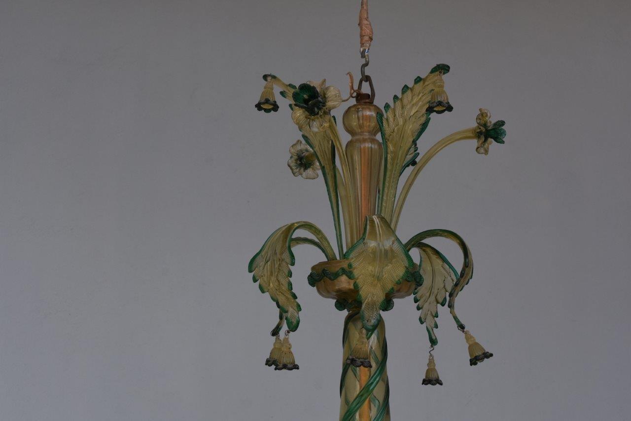 Green flowers Murano's chandelier, circa 1900.
