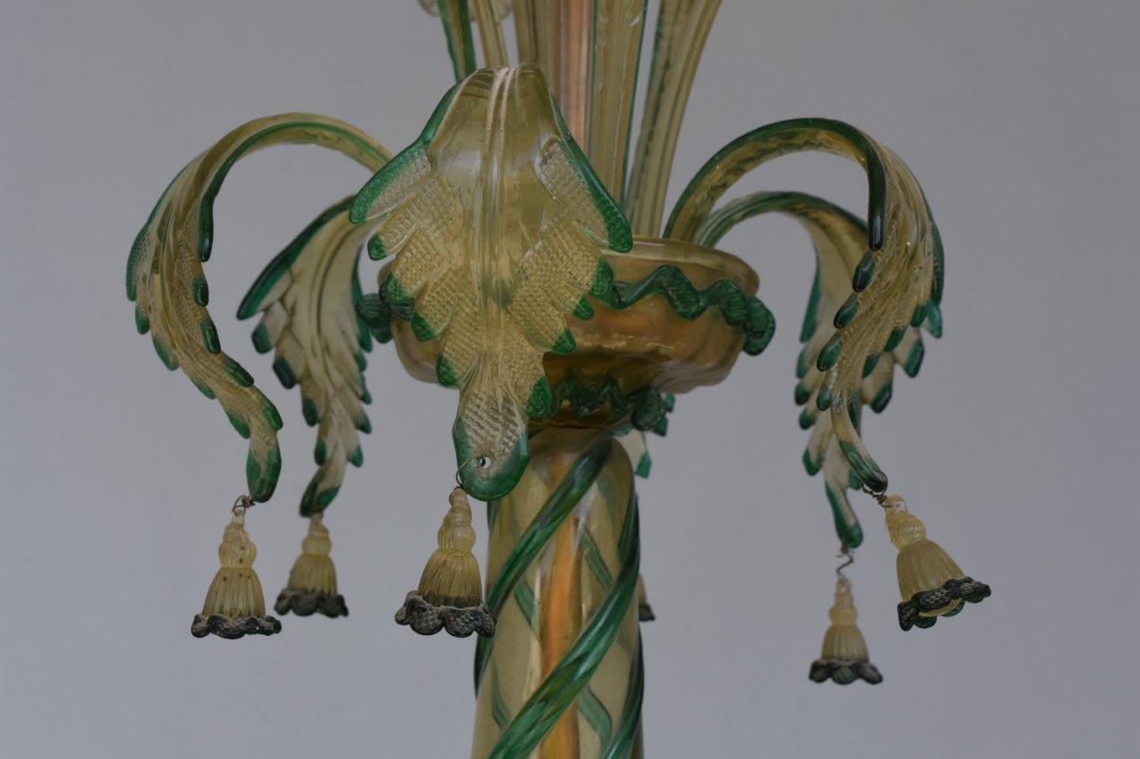 Green Flowers Murano's Chandelier, circa 1900 In Good Condition In Marseille, FR