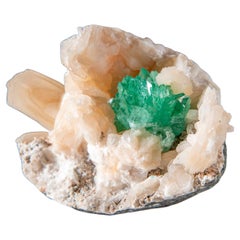 Green Fluorapophylite and Stilbite from Lonavala Quarry, Pune District, Maharash