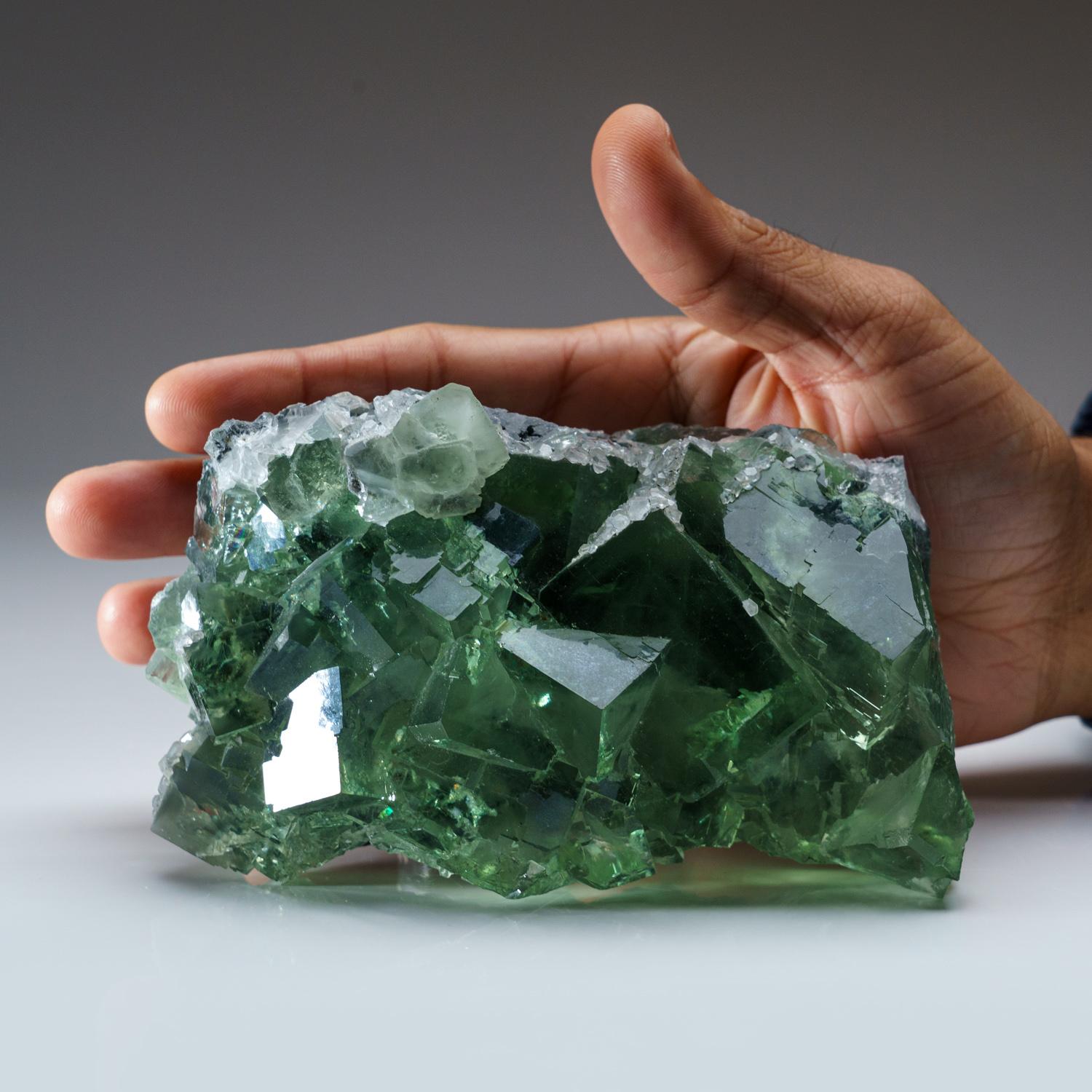 Chinese Green Fluorite and Calcite from Shanhua Pu Mine, Hunan Province, China For Sale
