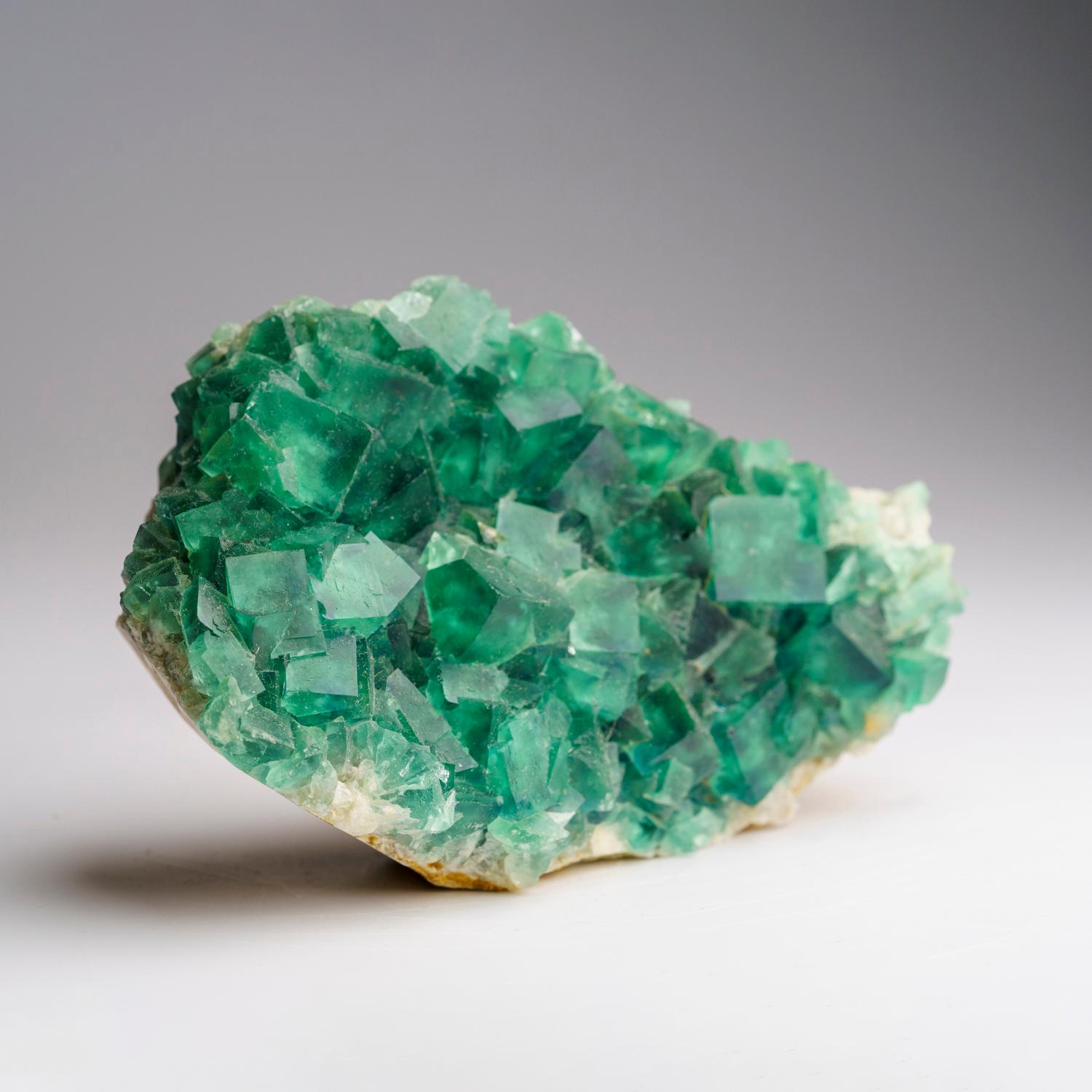 Cinese Fluorite verde e calcite dalla miniera di Shanhua Pu,  Provincia di Hunan, Cina in vendita