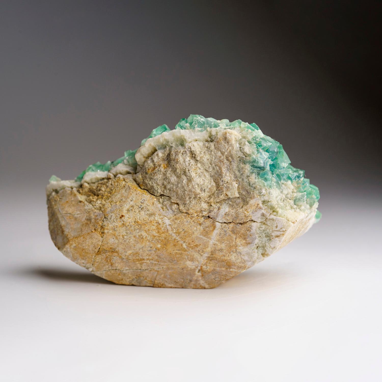 Fluorite verde e calcite dalla miniera di Shanhua Pu,  Provincia di Hunan, Cina In condizioni Nuovo in vendita a New York, NY