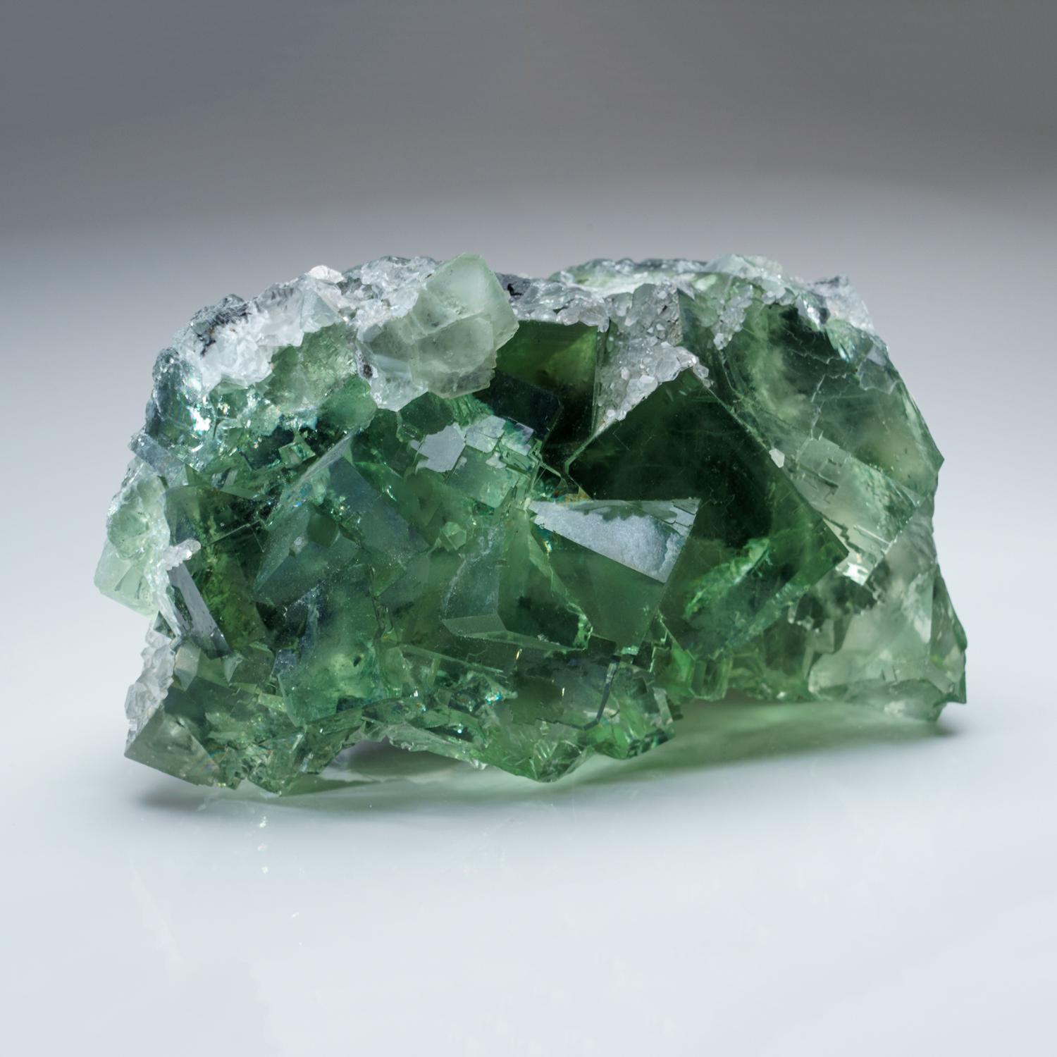 Contemporary Green Fluorite and Calcite from Shanhua Pu Mine, Hunan Province, China For Sale