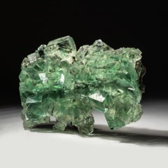 Cluster di fluorite verde da Hunan, Cina