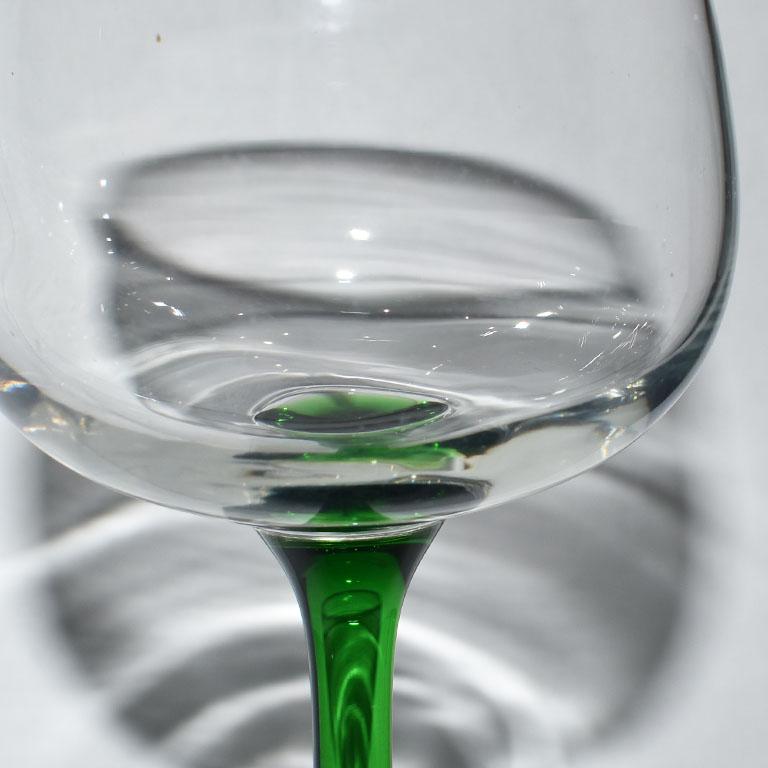 Green French Luminarc Cordial Glassware, Set of 5, 1970s, France In Excellent Condition For Sale In Oklahoma City, OK