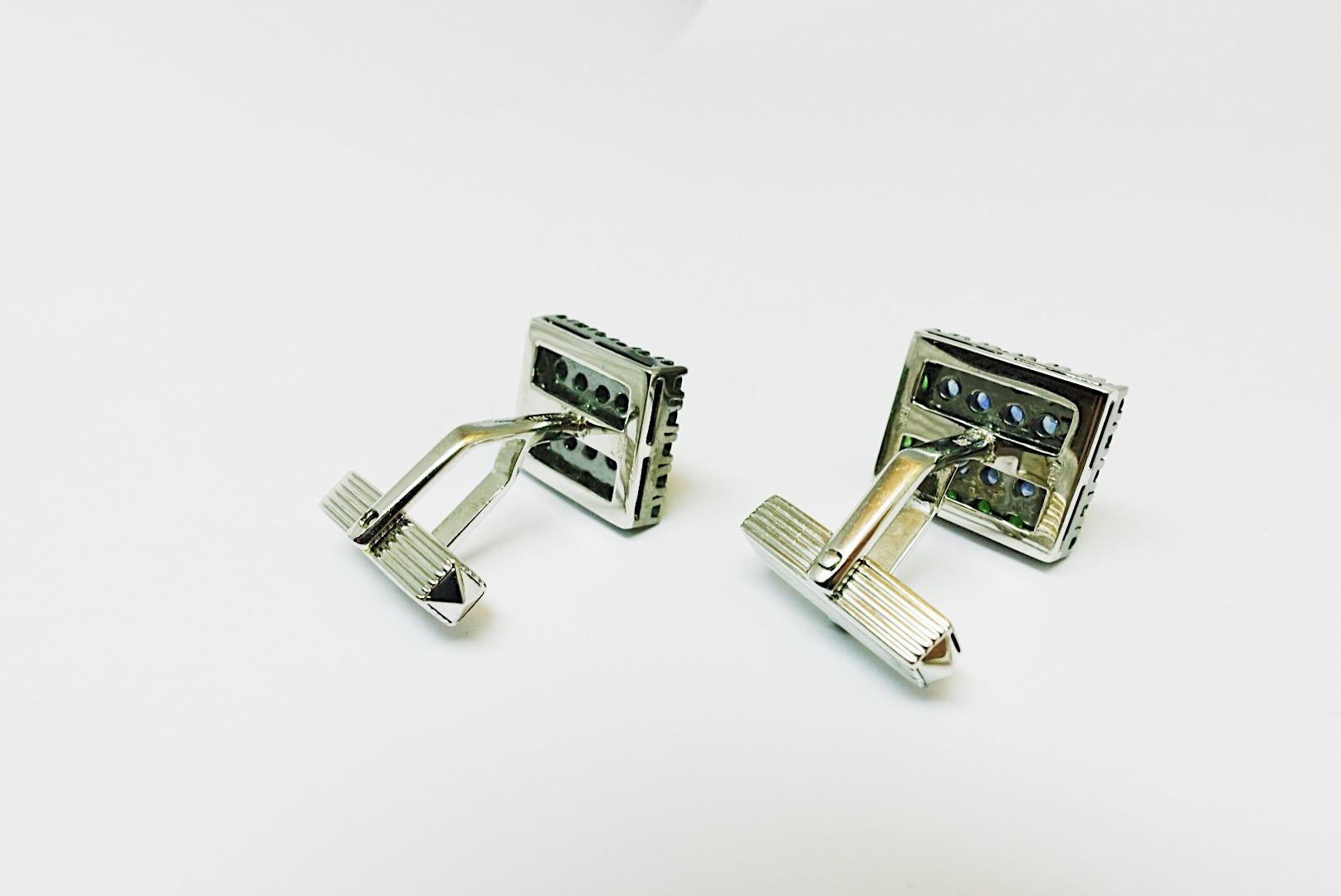 Contemporary White gold green garnets, Blue sapphires Cufflinks For Sale