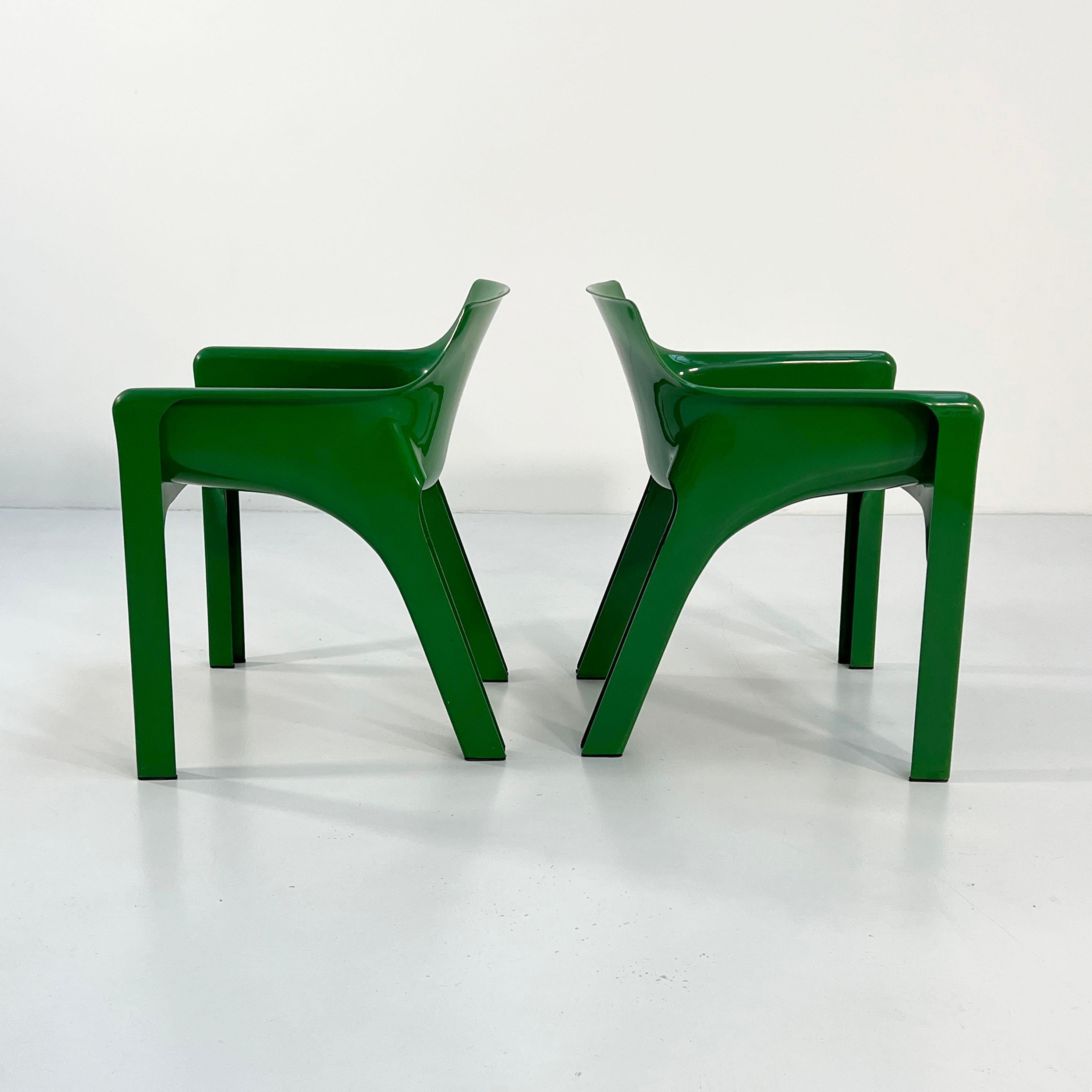 Green Gaudi Chair by Vico Magistretti for Artemide, 1970s In Good Condition In Ixelles, Bruxelles