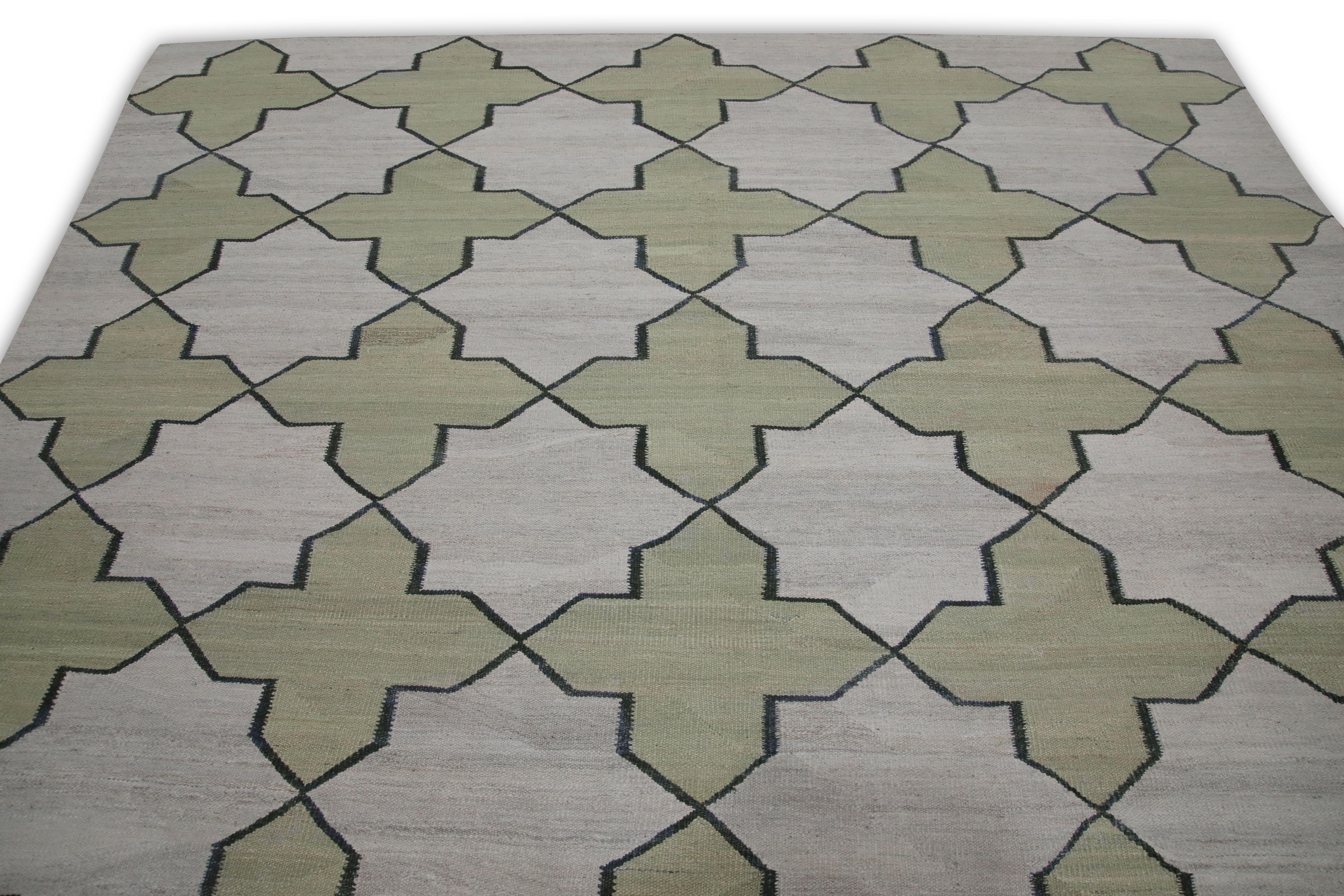 Turkish Green Geometric Design Modern Flatweave Handmade Wool Rug For Sale