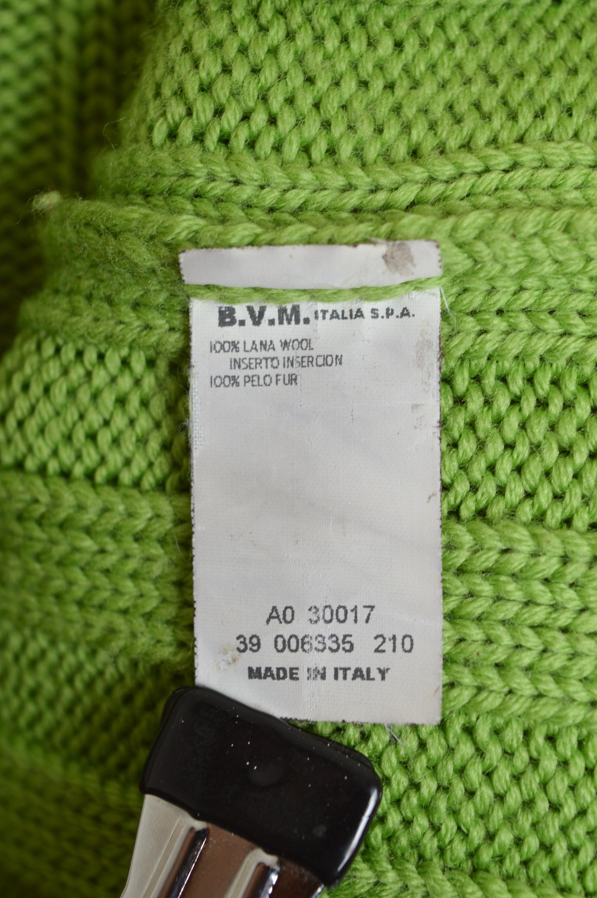 Gianni Versace Couture Runway verde c. 1994 Giacca in cotone lavorato a maglia e pelliccia mimetica 5
