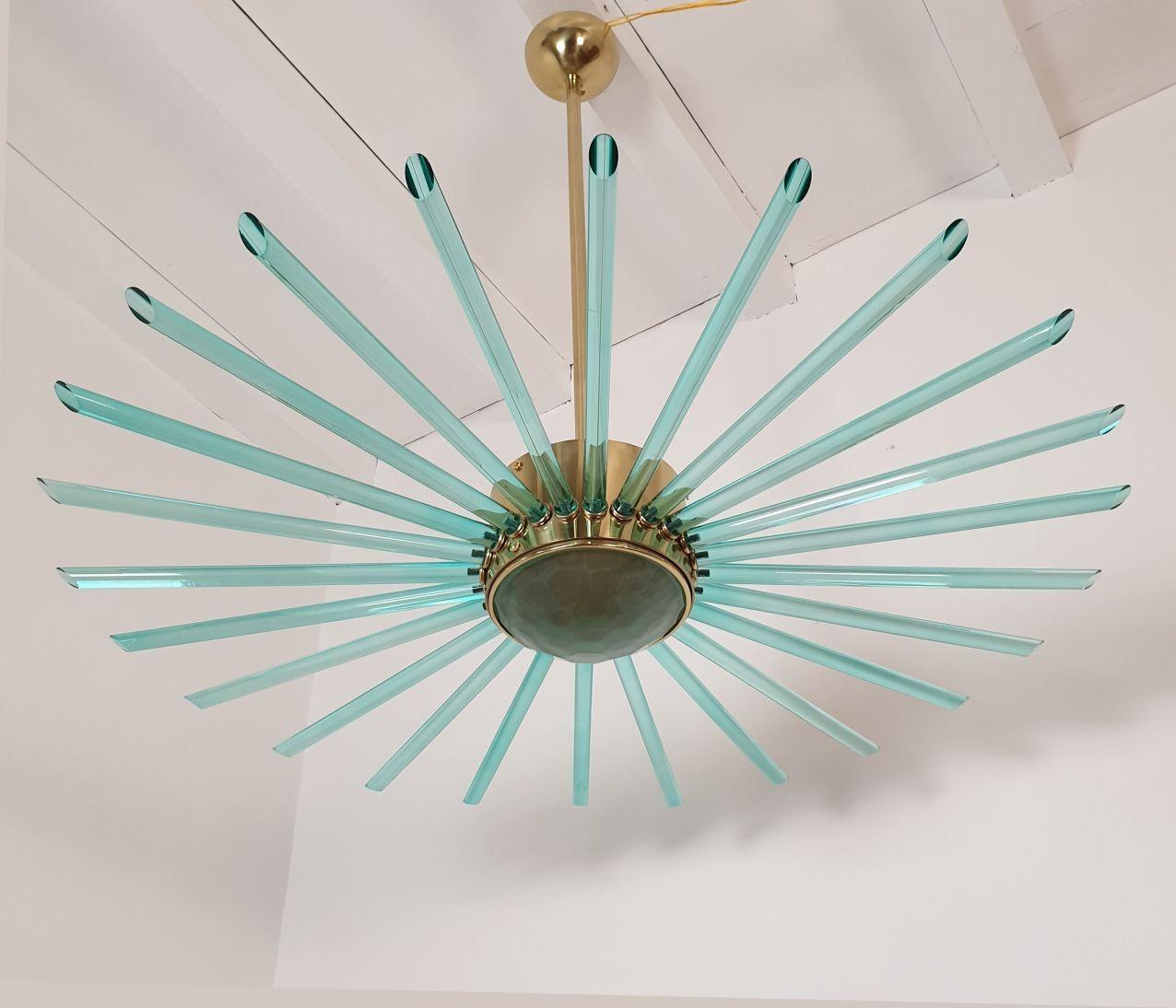 Green Glass and Brass Sputnik Chandelier In Excellent Condition For Sale In Dallas, TX