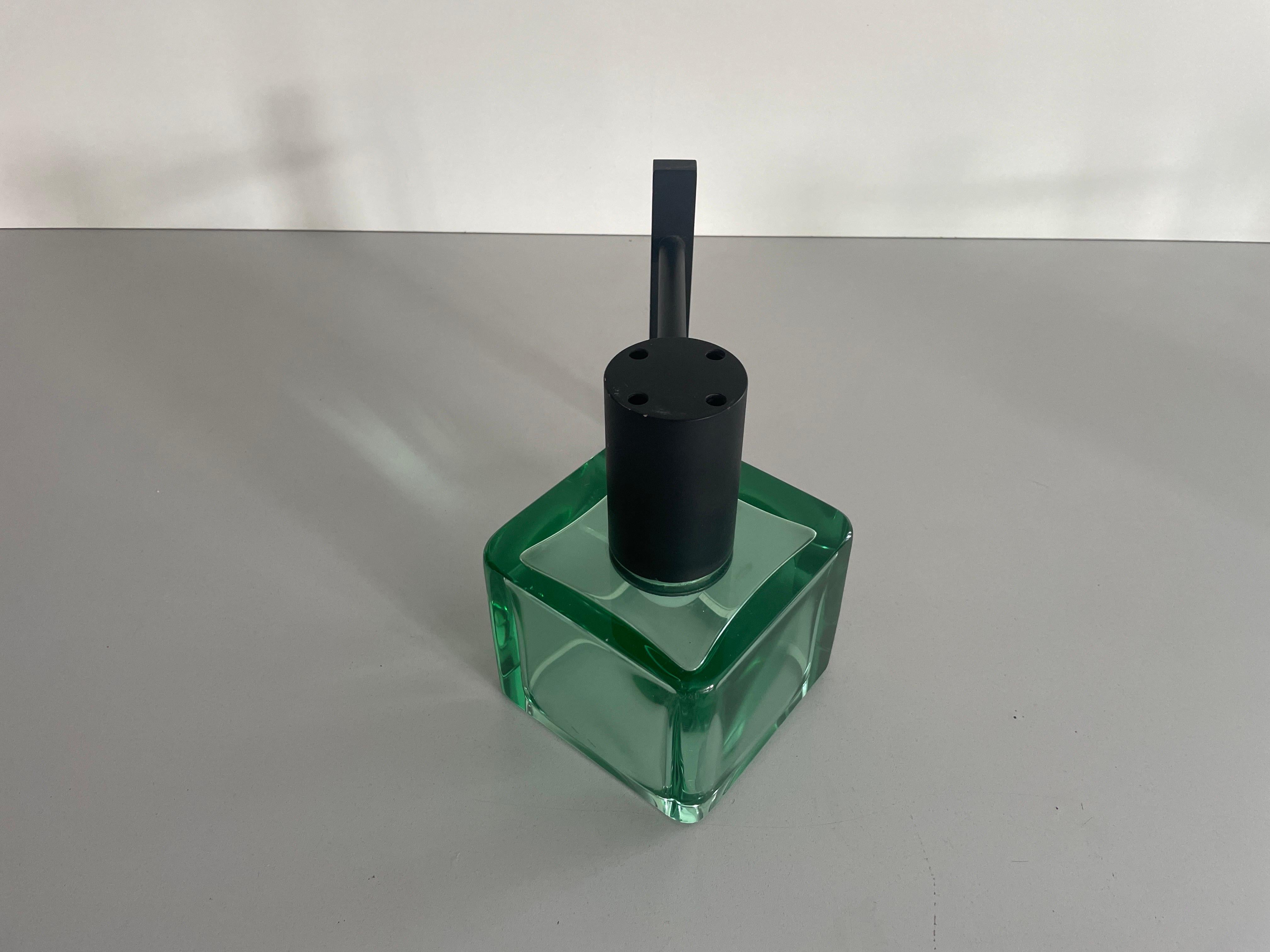 Grüner Wandleuchter aus Glas und Metall von Seguso, 1950er Jahre, Italien im Zustand „Hervorragend“ im Angebot in Hagenbach, DE