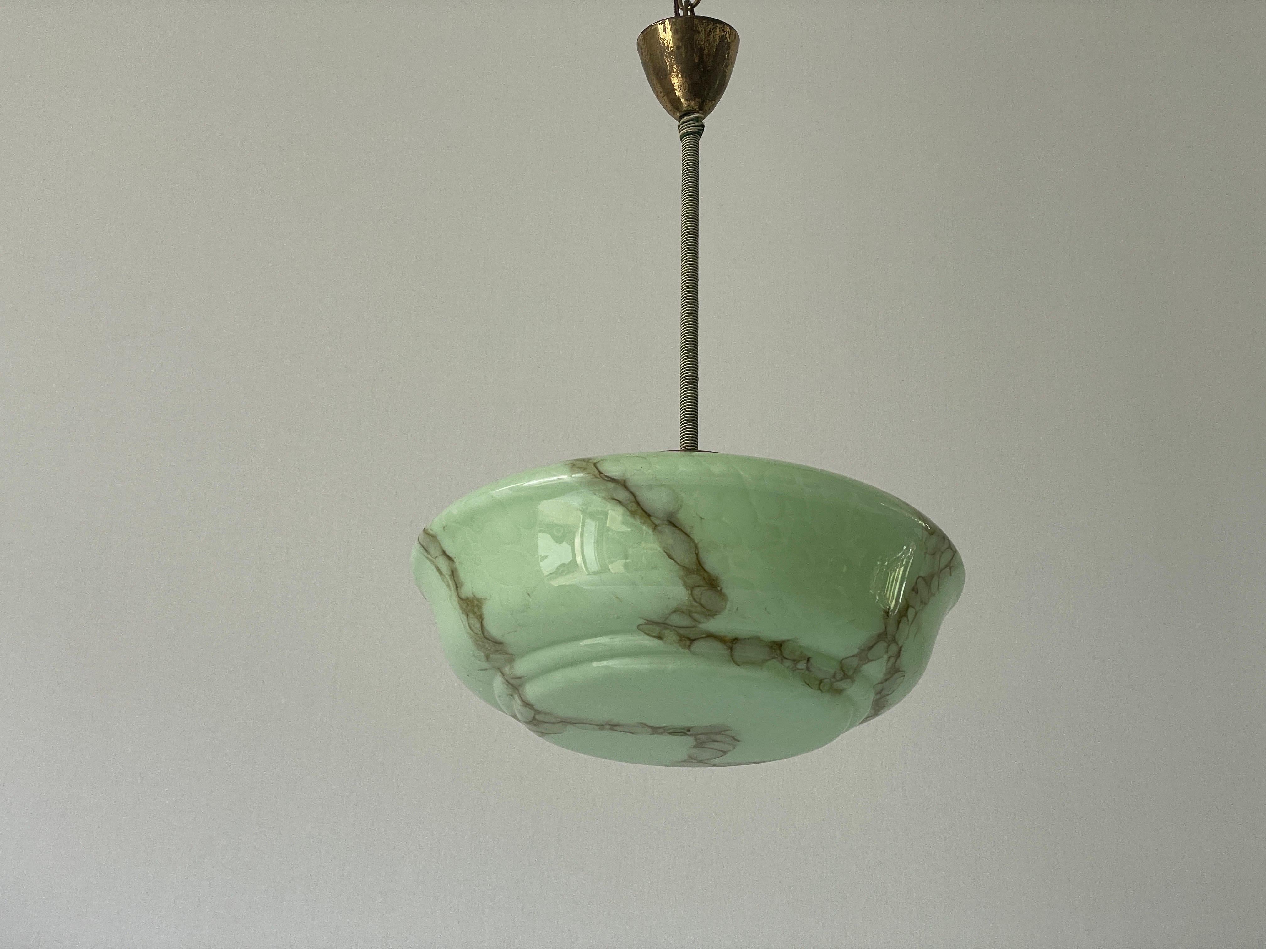 Tedesco Lampada da soffitto in vetro verde in stile Art Déco, anni '1940, Germania in vendita