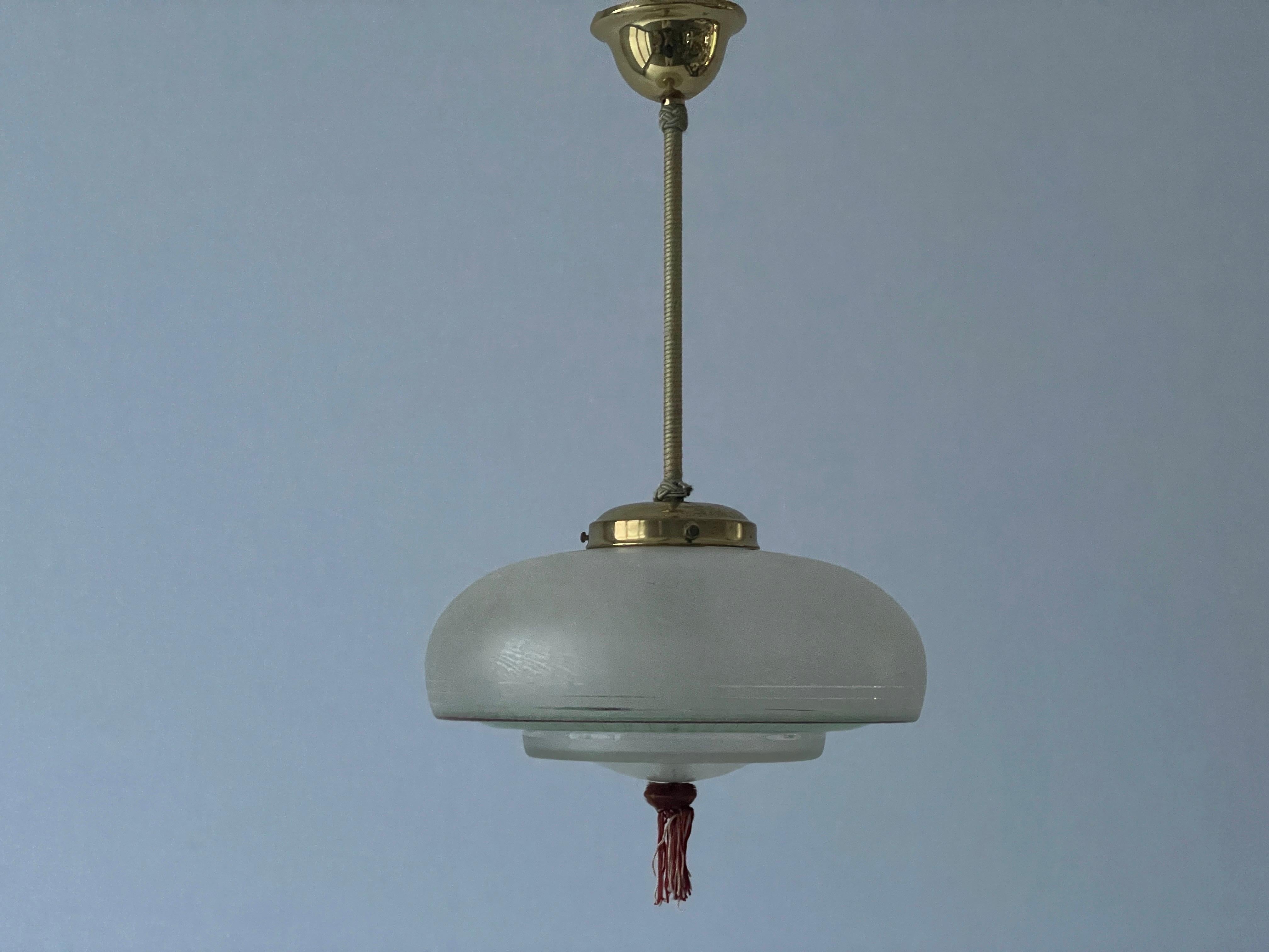 Grünglas-Deckenlampe im Art-Déco-Stil, 1960er Jahre, Deutschland (Mitte des 20. Jahrhunderts) im Angebot