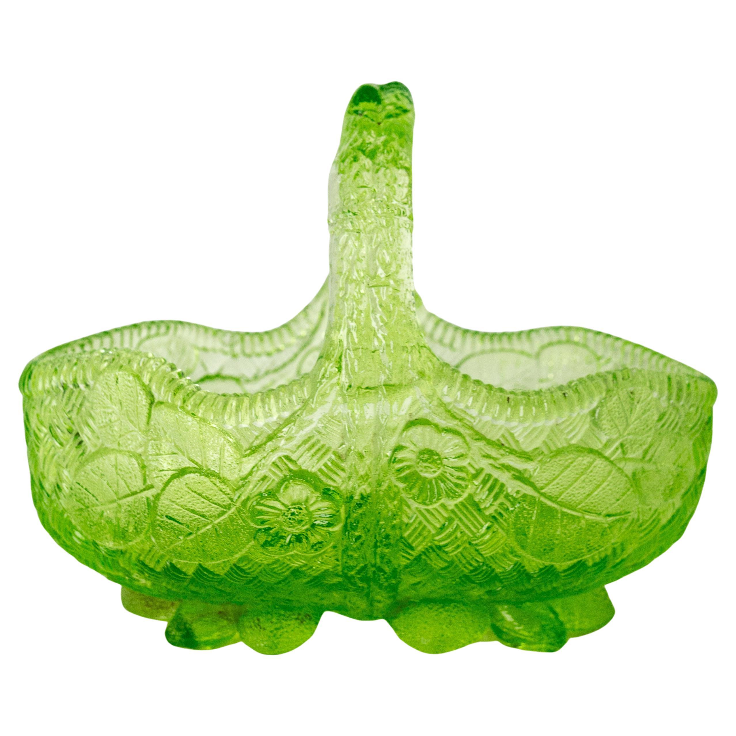 Green Glass Basket Center Piece or Empty Pocket, French circa 1900 For Sale