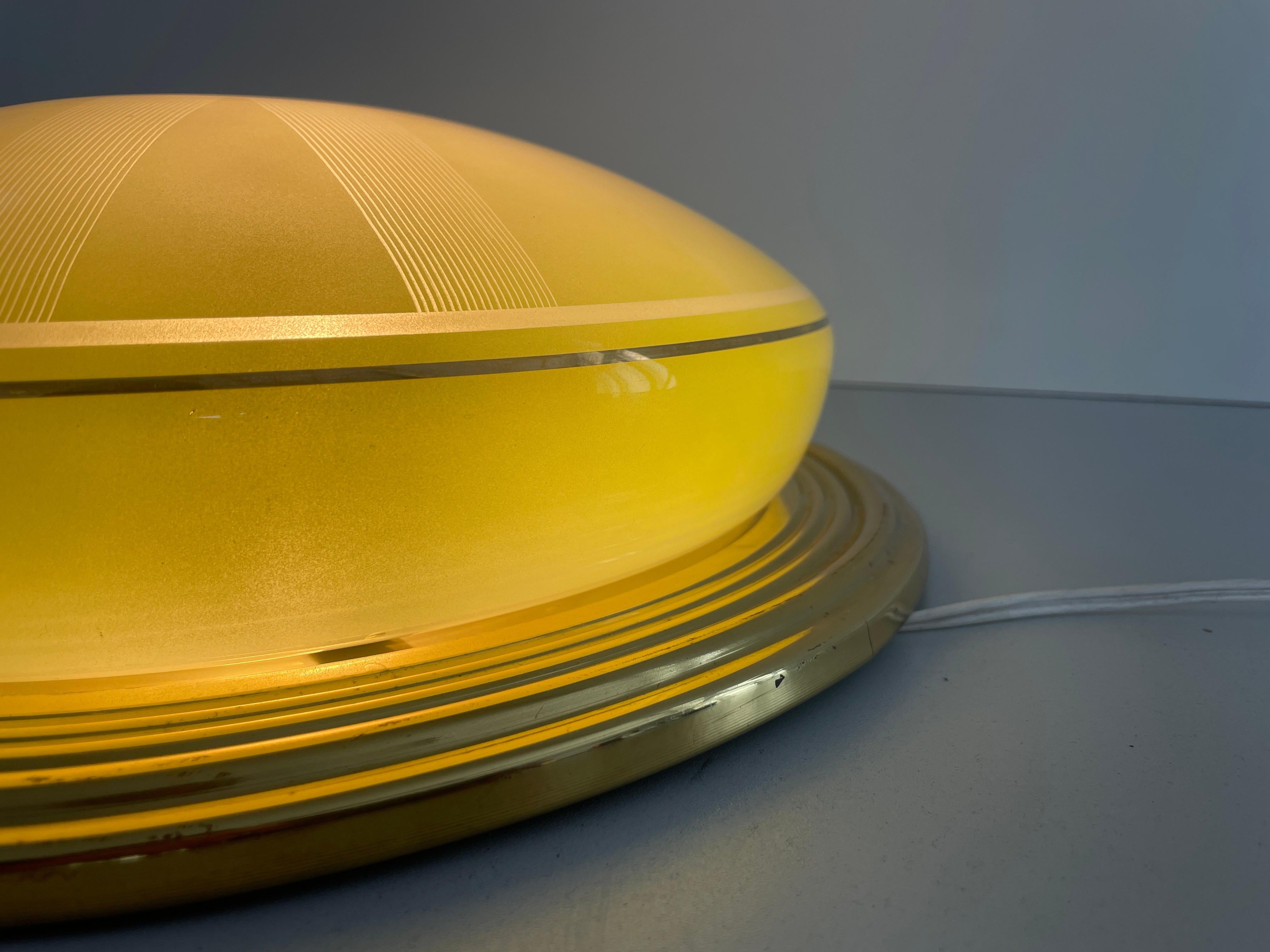 Lampada da soffitto grande Art Deco con base in ottone e vetro verde, anni '50, Germania in vendita 9