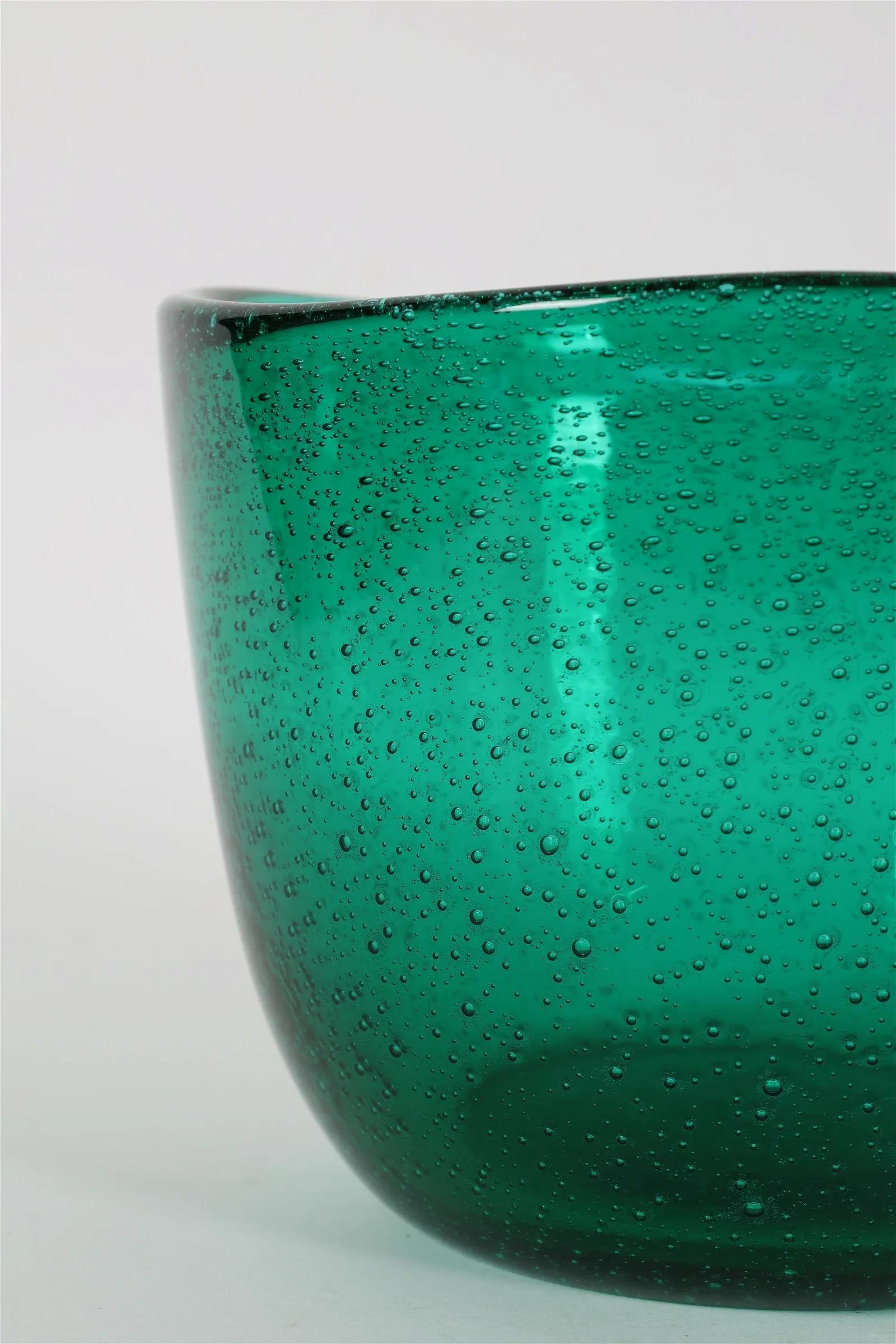 Mid-Century Modern Bol à bulles en verre vert dans le motif Greenland-Jutrem de Hadeland en vente