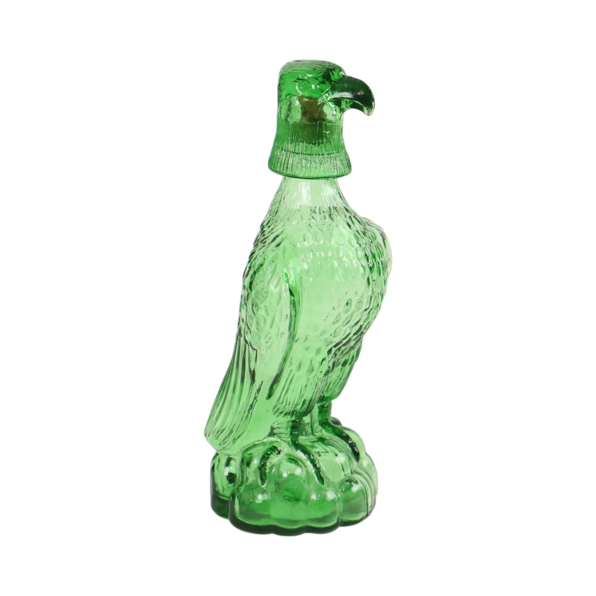 Jarra de cristal verde Ave de presa Águila Bessi Italia 29cm en venta 3