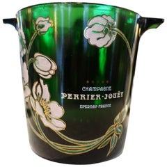 Rafraîchisseur à champagne en verre vert:: Perrier Jouët