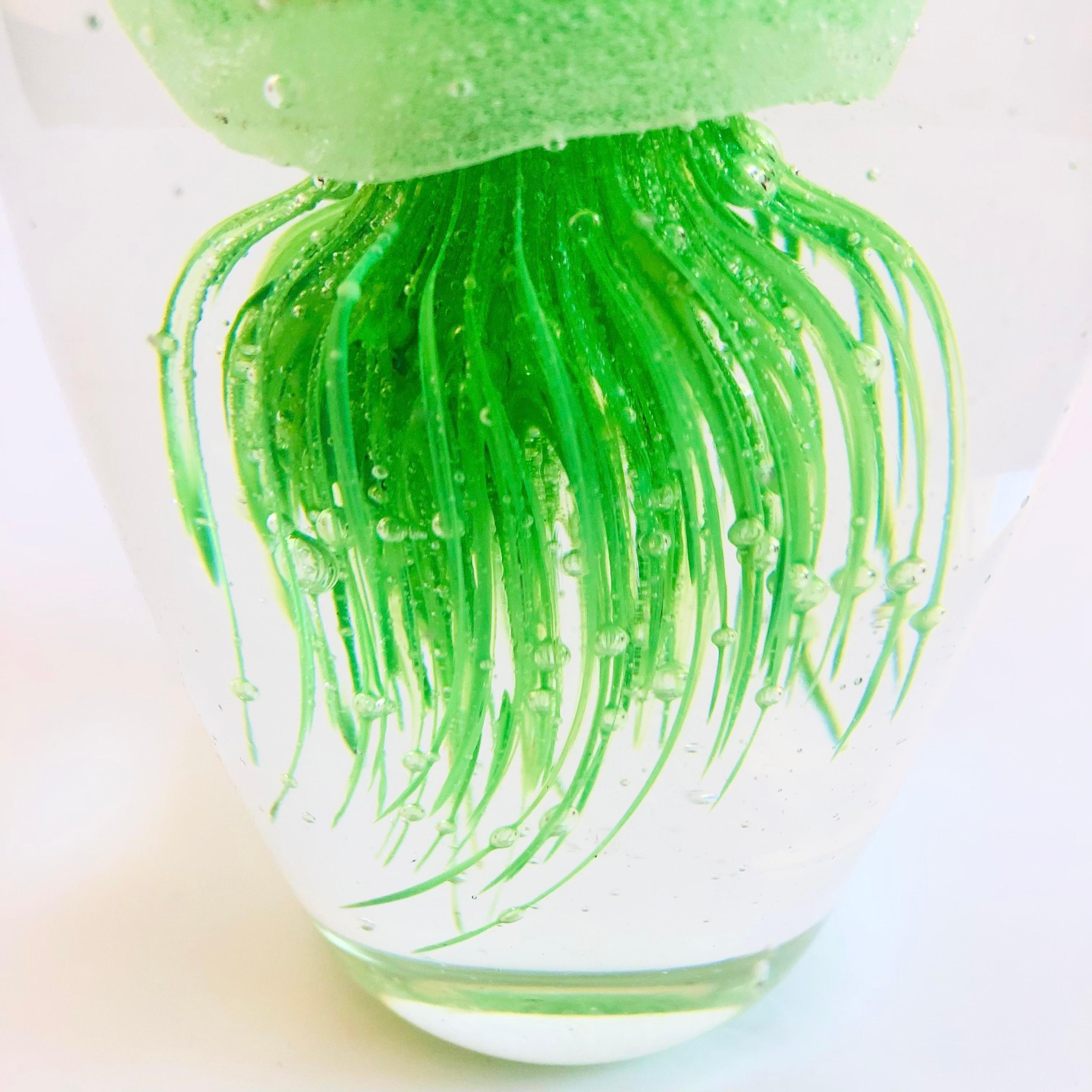 Green Glass Jellyfish In Good Condition In Fairfield, CA