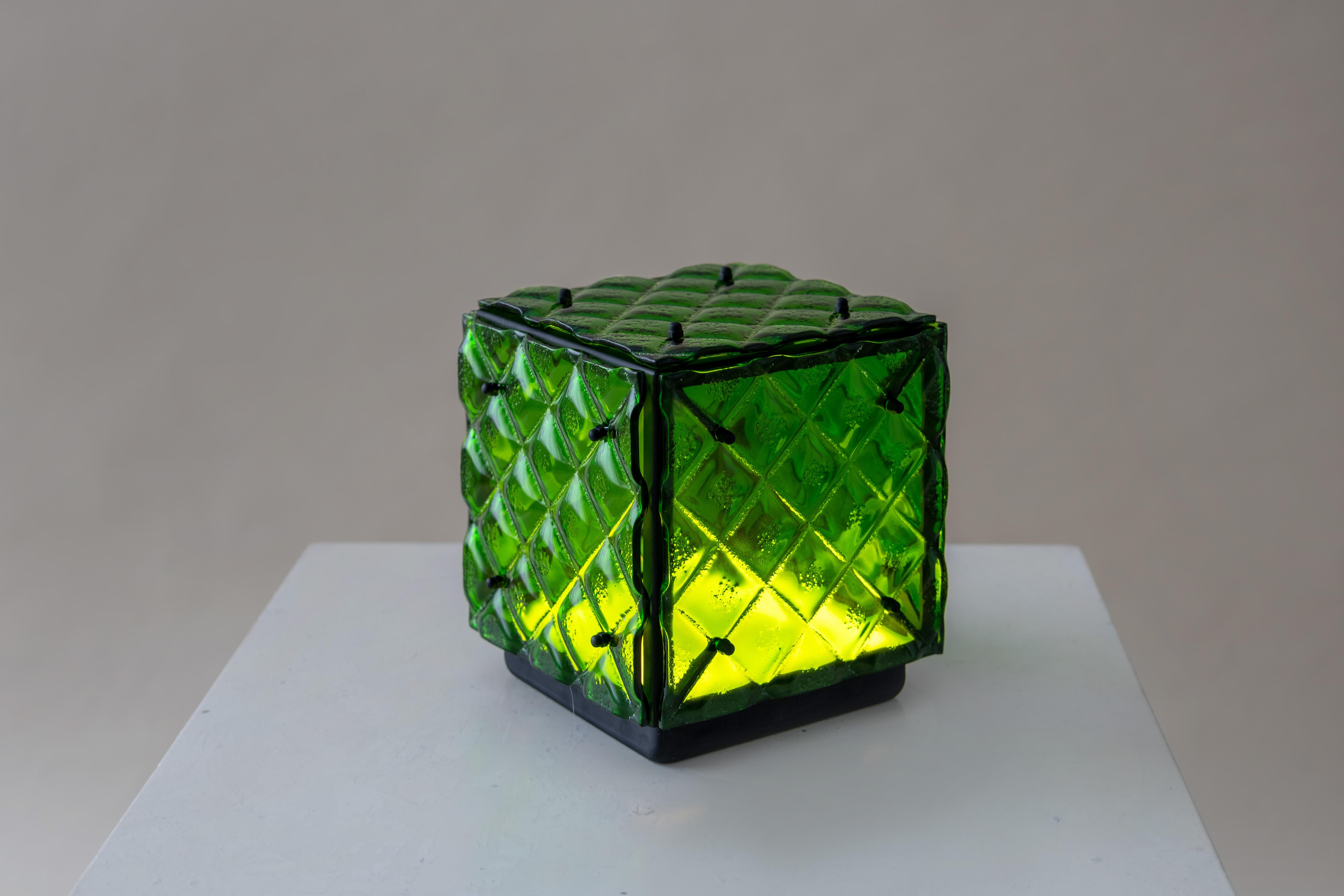 Espagnol Lampe en verre vert en vente