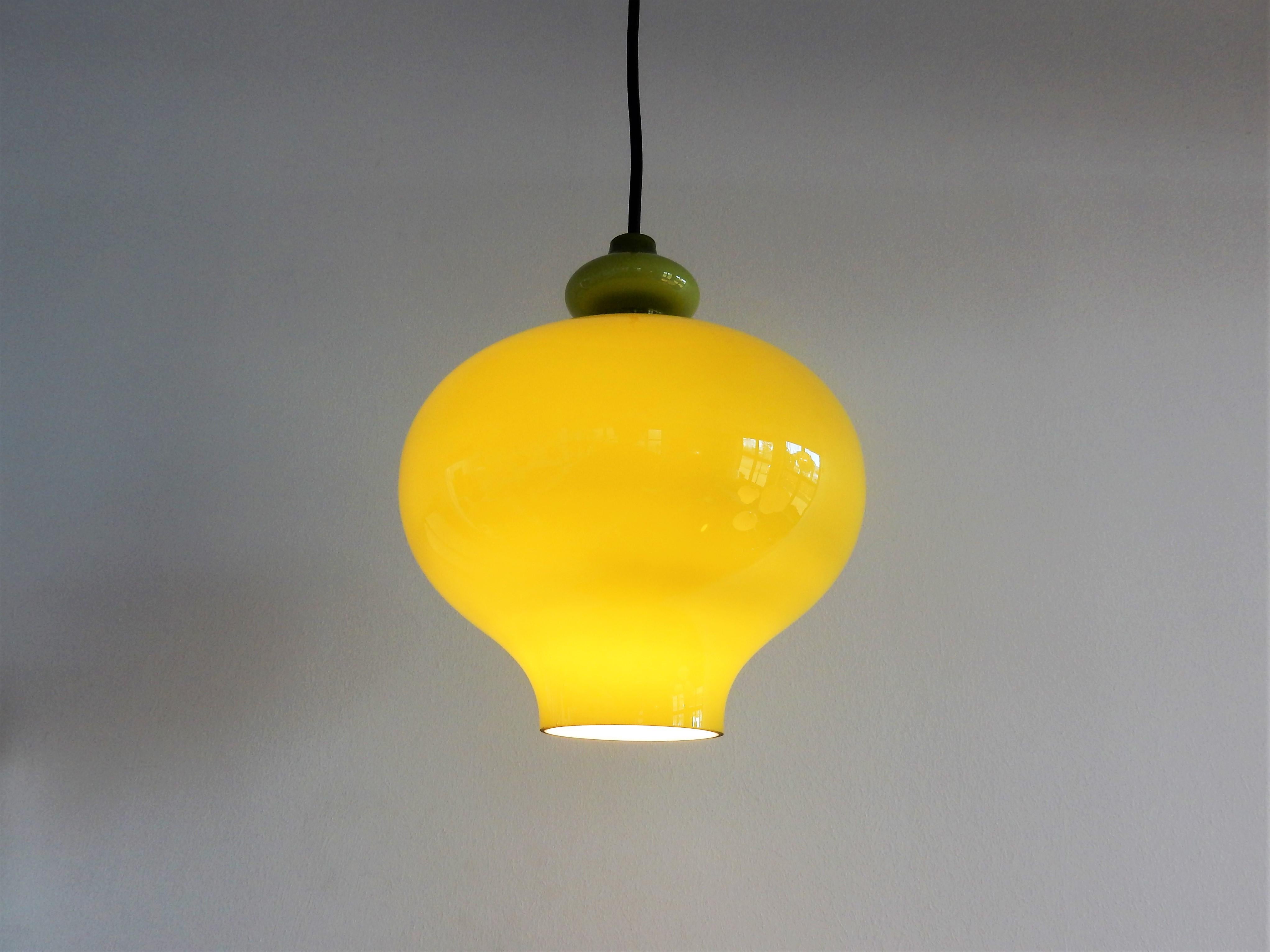 Green Glass Pendant Lamp by Hans-Agne Jakobsson for Svera, 1960s, 3 Available In Good Condition In Steenwijk, NL