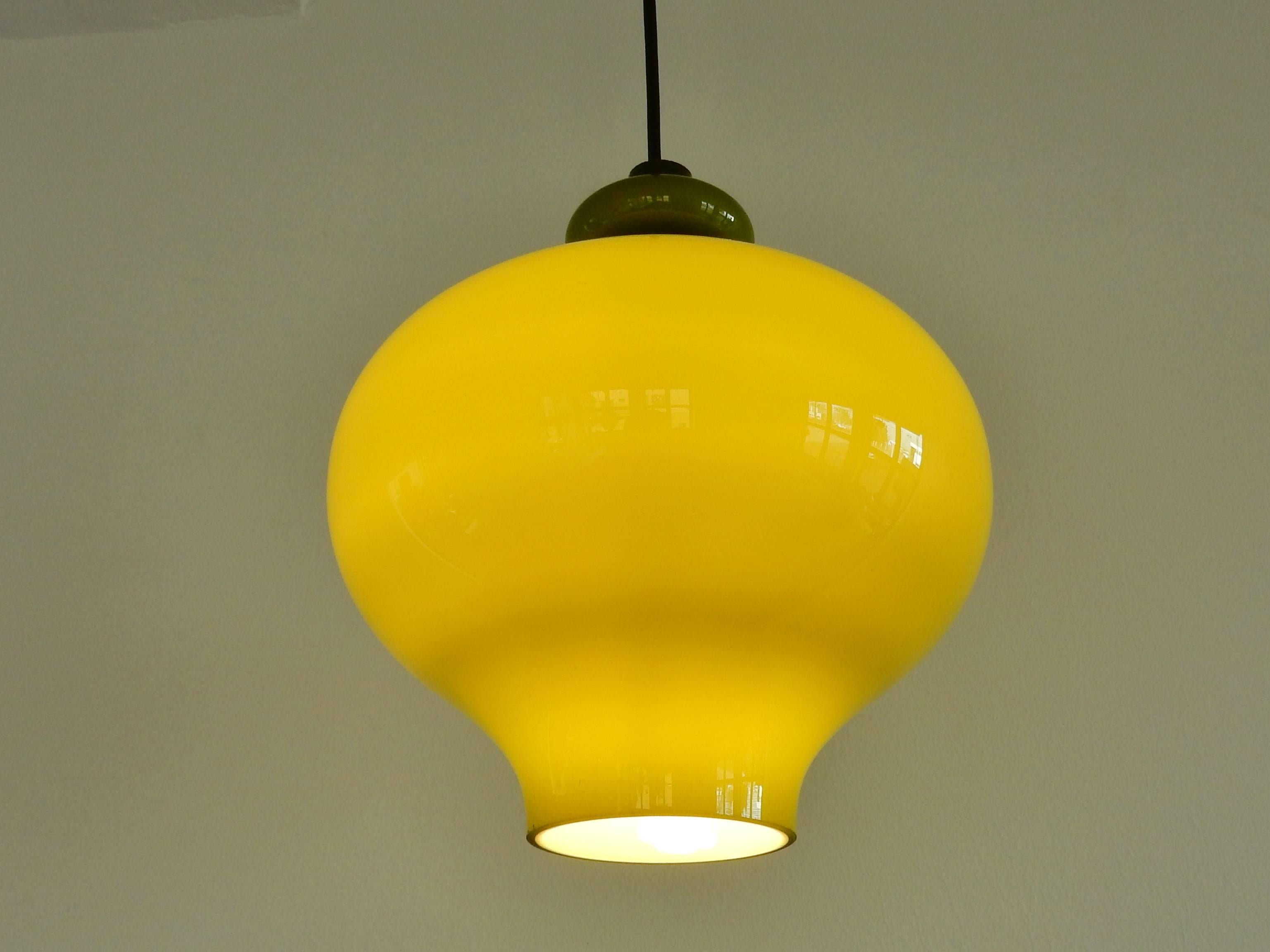 Mid-20th Century Green Glass Pendant Lamp by Hans-Agne Jakobsson, Sweden, 1960s