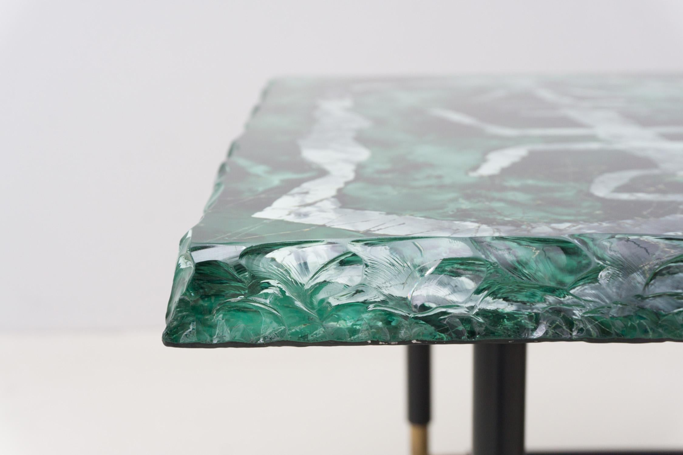 Milieu du XXe siècle Table en verre vert de Duiliu Barnab / Fontana Arte, vers 1960 en vente