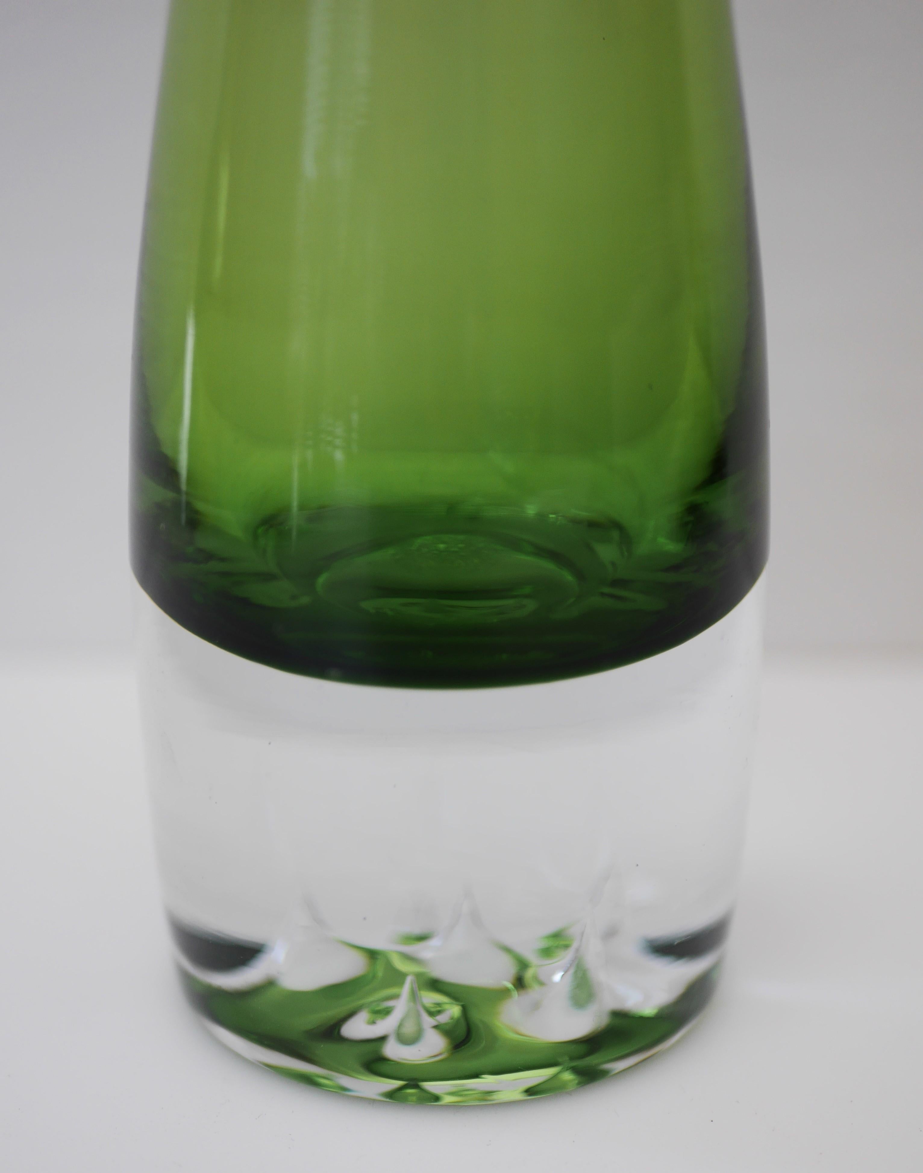 Hand-Crafted Green Glass Vase by Bo Borgström for Åseda, Sweden For Sale