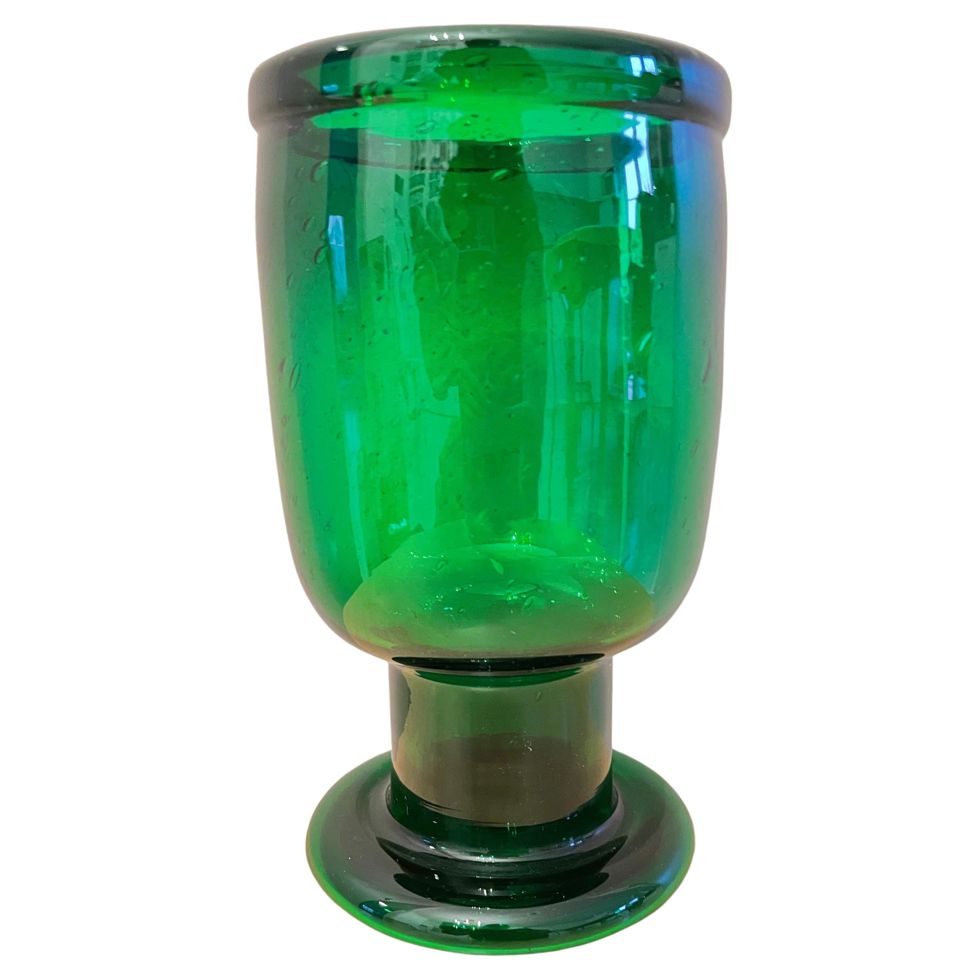 Green Glass Vase "Sargasso" by Kaj Franck - Nuutajärvi Notsjö Finland - 1960's For Sale