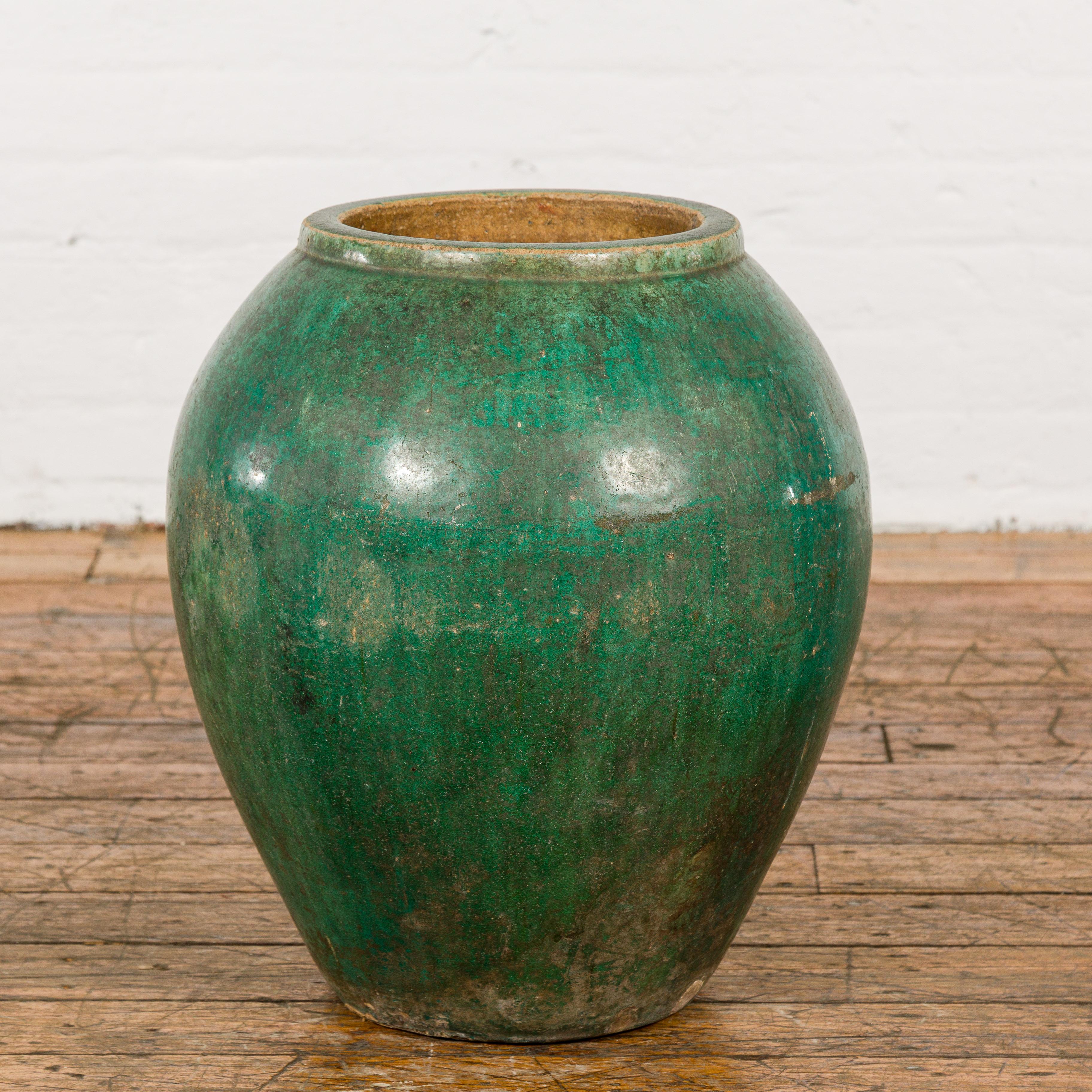 Green Glazed 1950s Ceramic Planter Jar with Tapering Lines In Good Condition For Sale In Yonkers, NY