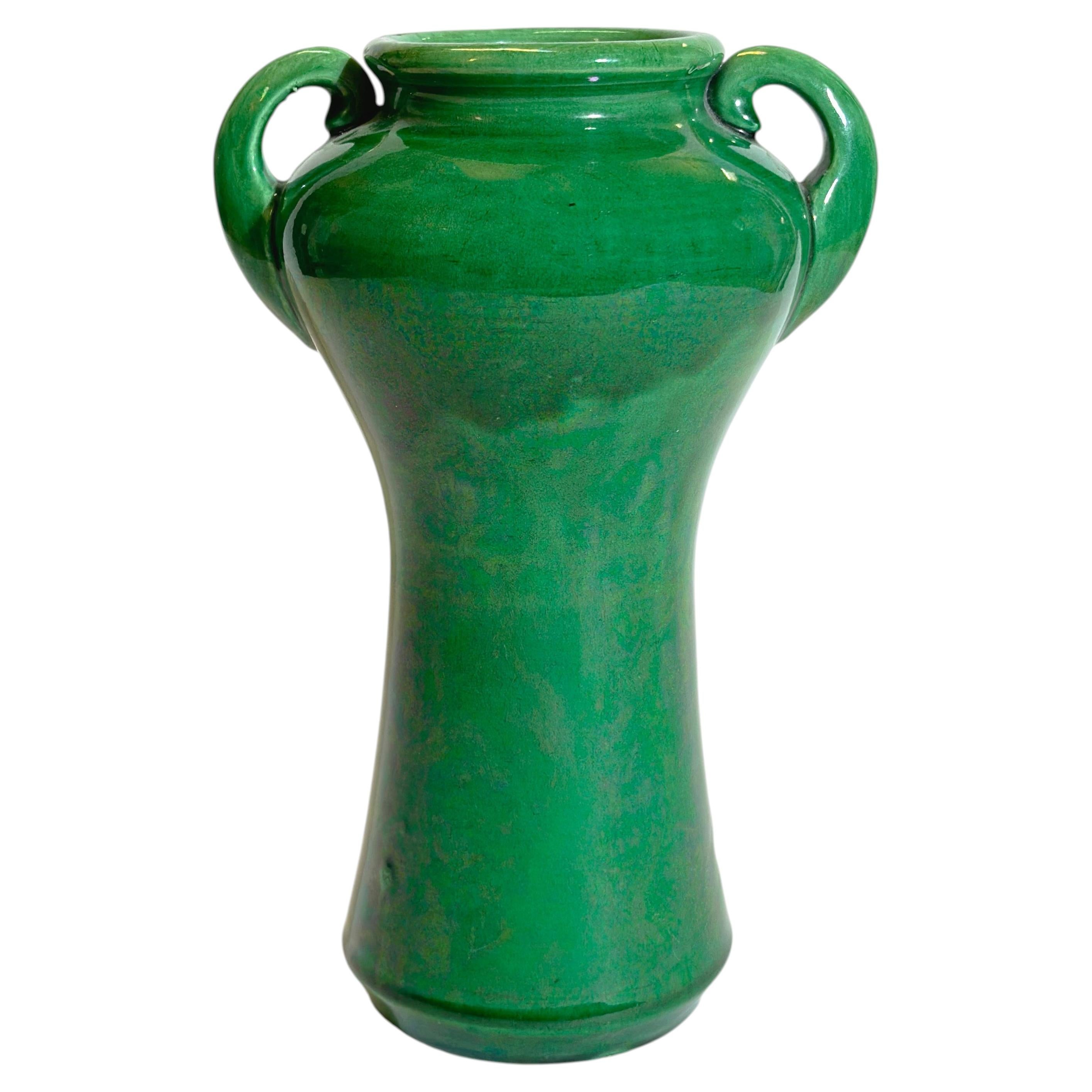 How do you identify Awaji pottery?
