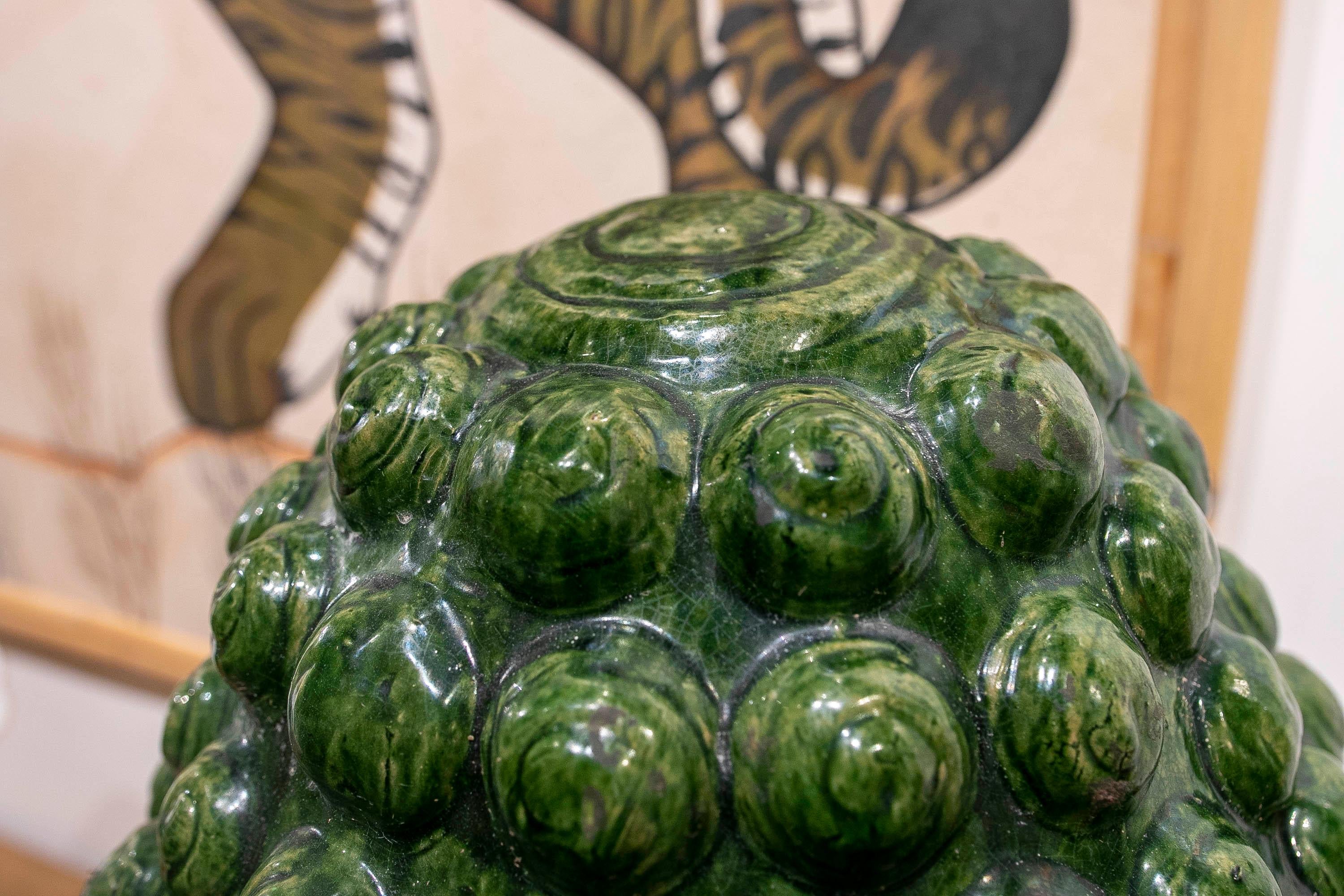 Grün glasierter keramischer Buddhakopf im Angebot 3