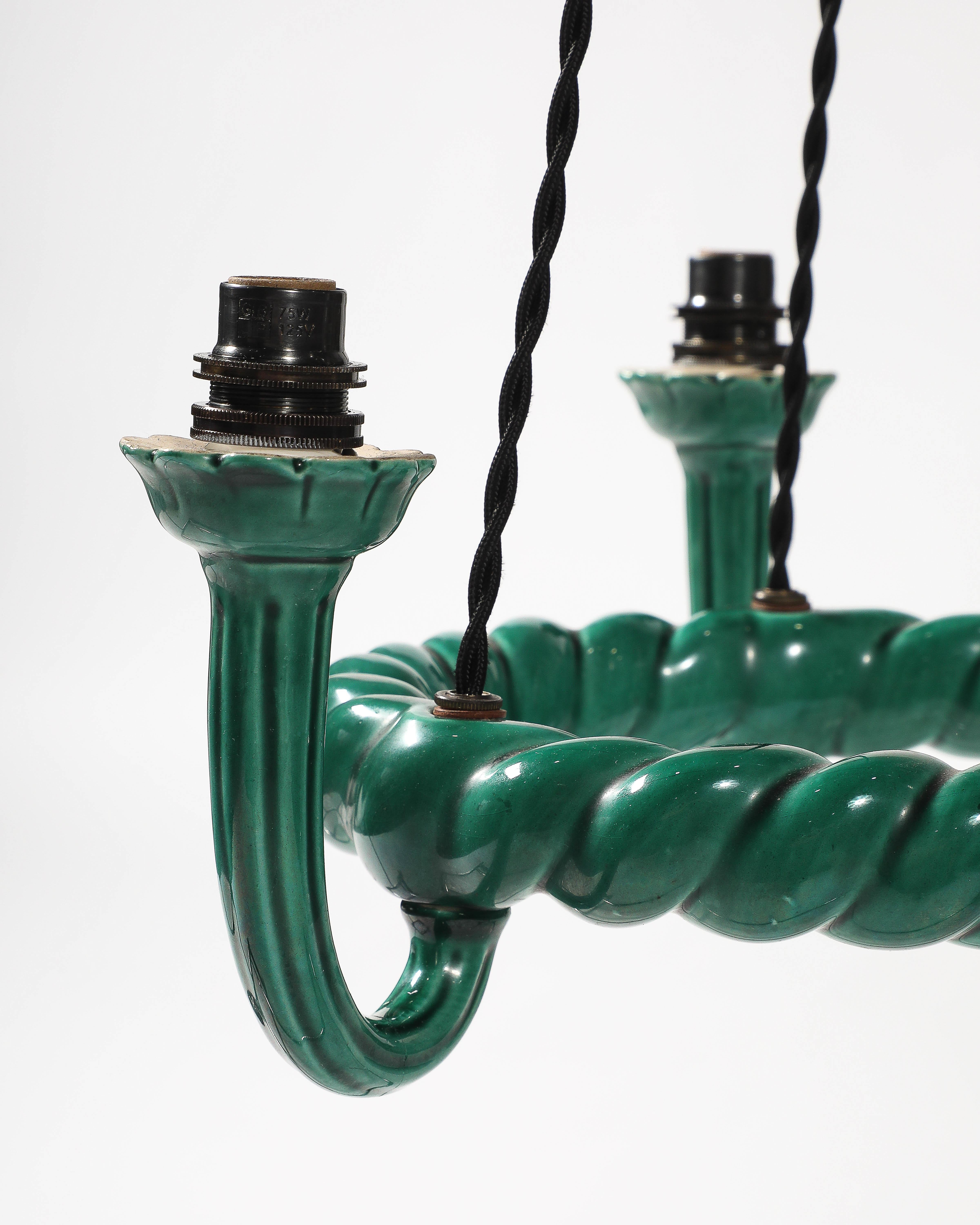 Lustre en céramique émaillée verte, attribué à Accolay, France, c.1960 en vente 7
